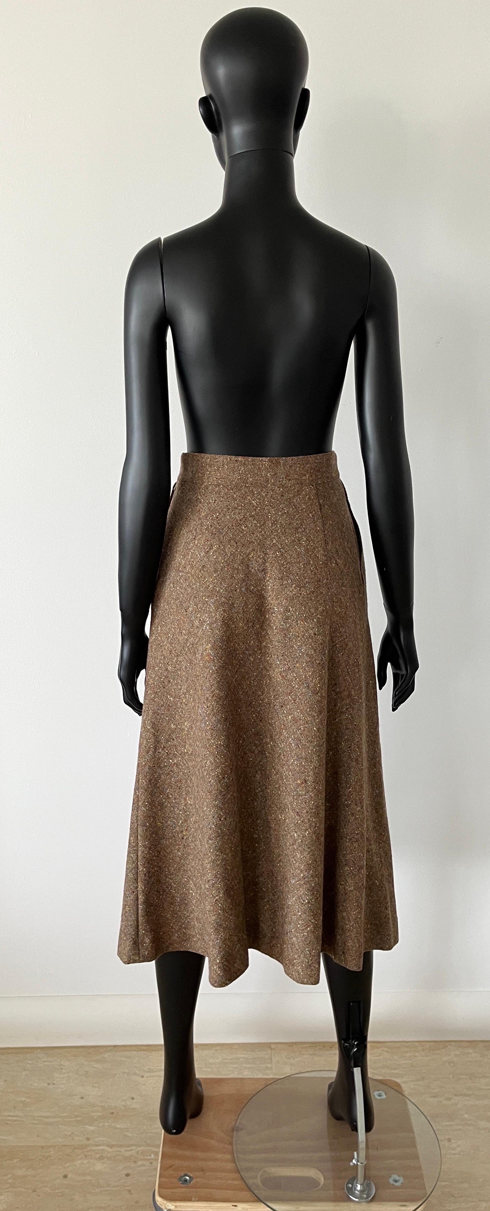 VINTAGE 1970’S MISSONI wool tweed  A-Line Skirt -  Never been Worn For Sale 7