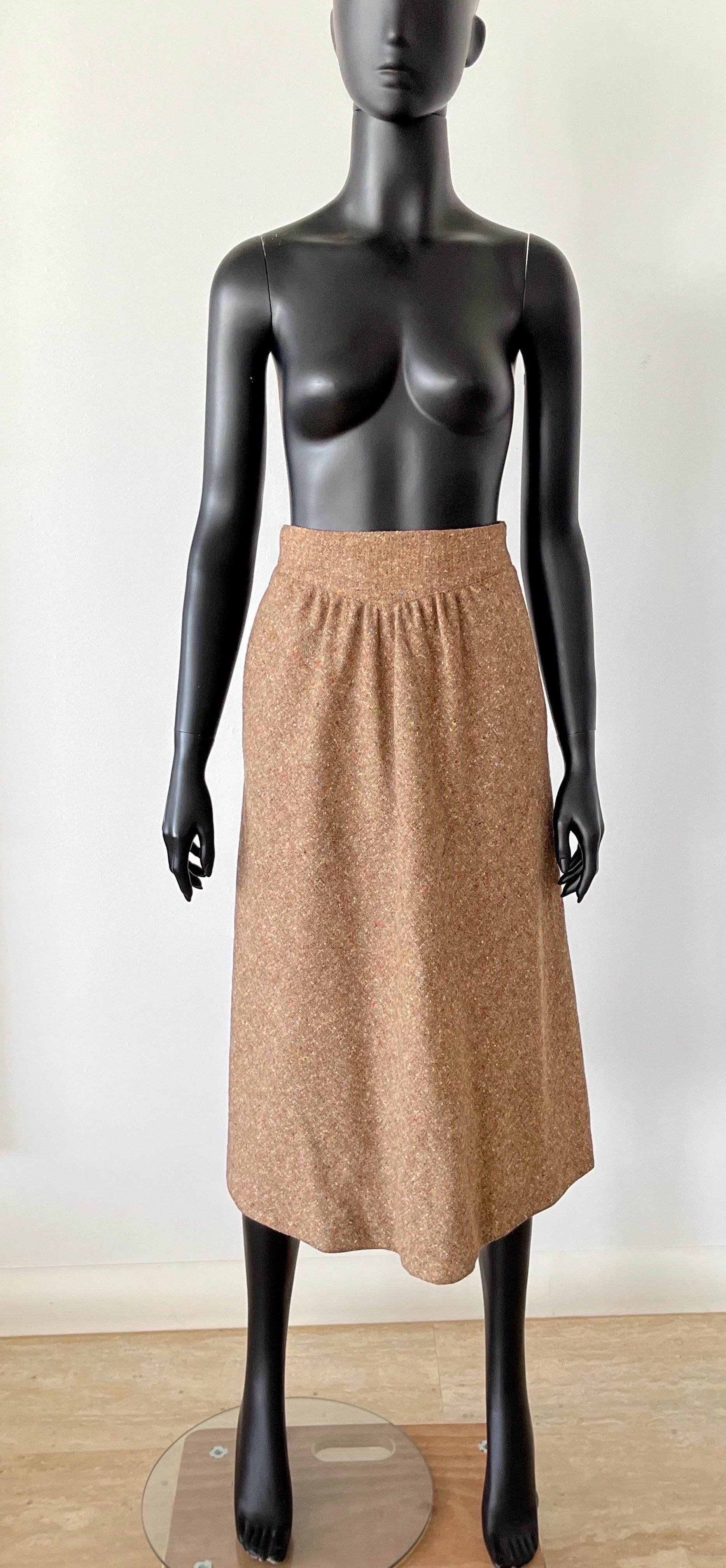 VINTAGE 1970’S MISSONI wool tweed  A-Line Skirt -  Never been Worn In New Condition For Sale In COLLINGWOOD, AU
