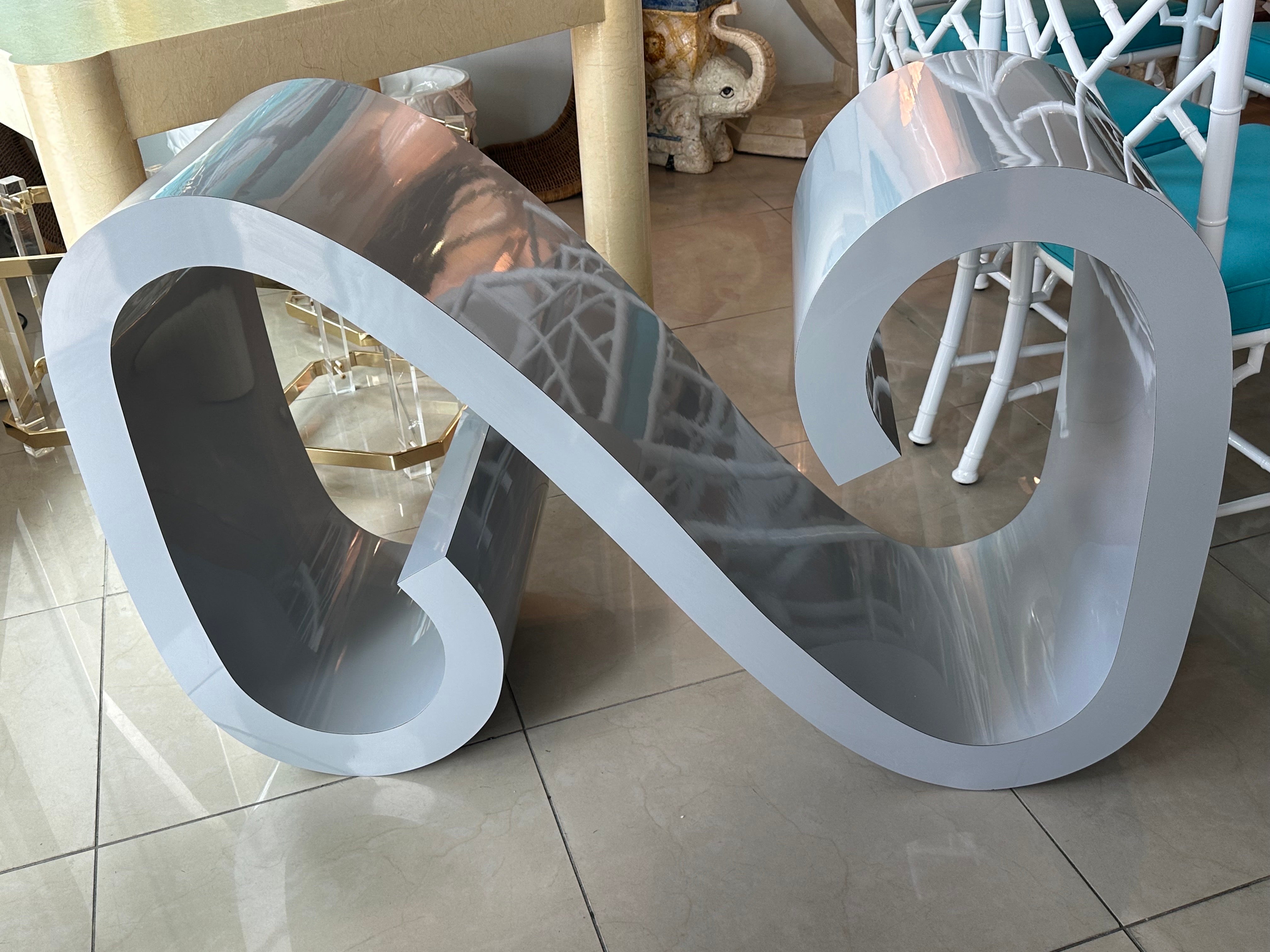 American Vintage 1970s Modern Gray Wave Scroll Ming Abstract Console Sofa Table For Sale