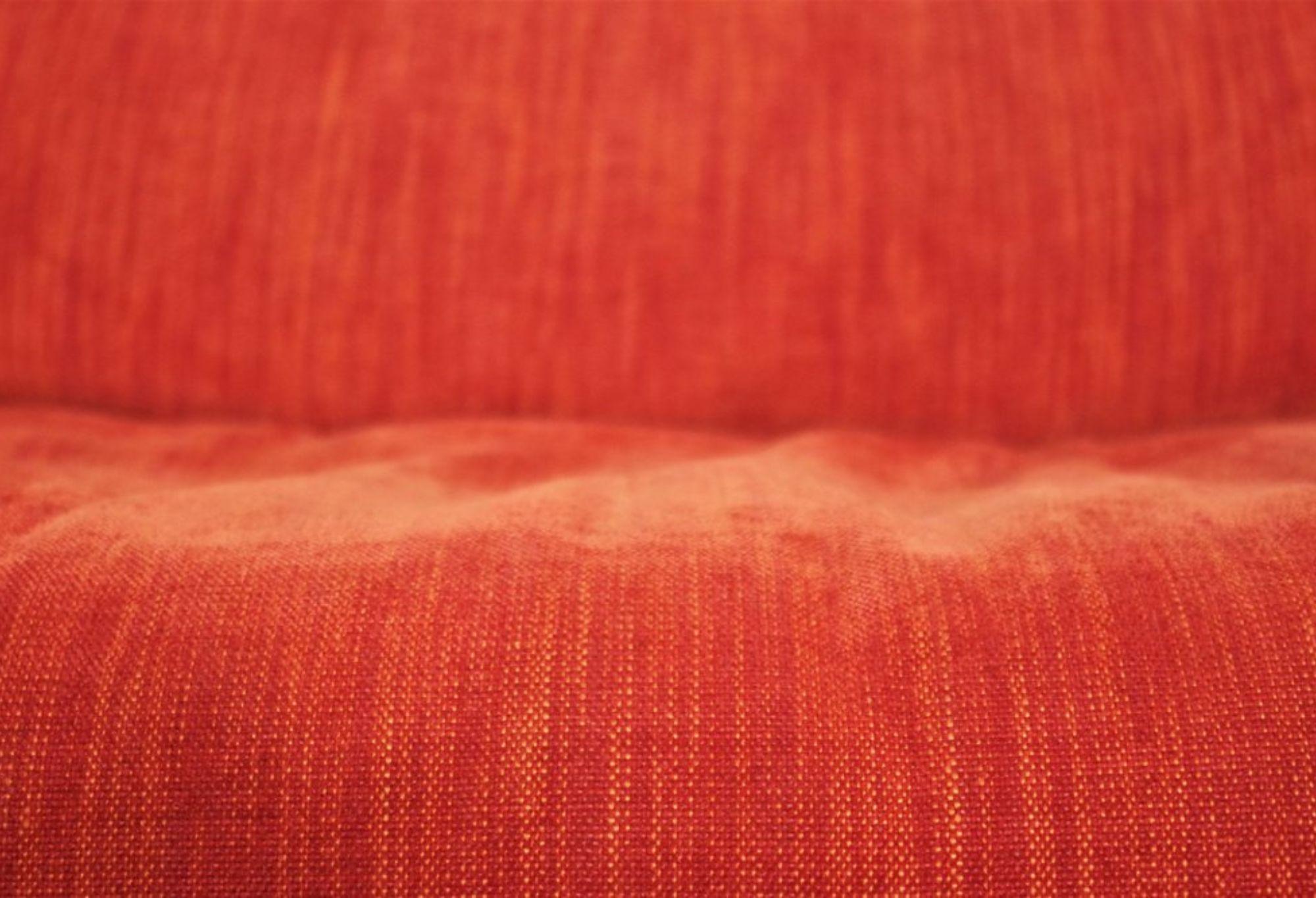 Vintage 1970s Modular Sofa - White Lacquered Frame & Orange Fabric In Good Condition For Sale In Manzano, IT