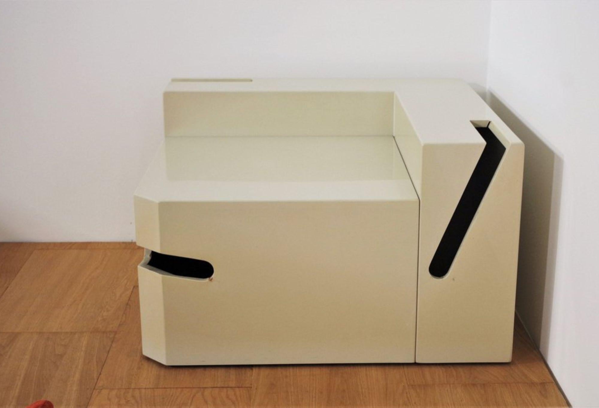 Vintage 1970s Modular Sofa - White Lacquered Frame & Orange Fabric For Sale 2