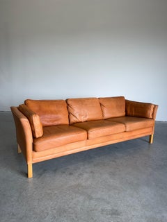 Divano vintage in pelle color cognac di Mogens Hansen degli anni '70