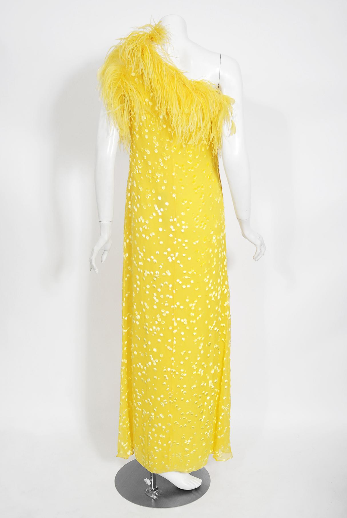 Vintage 1970s Mollie Parnis Bright Yellow Flocked Silk One-Shoulder Feather Gown 3