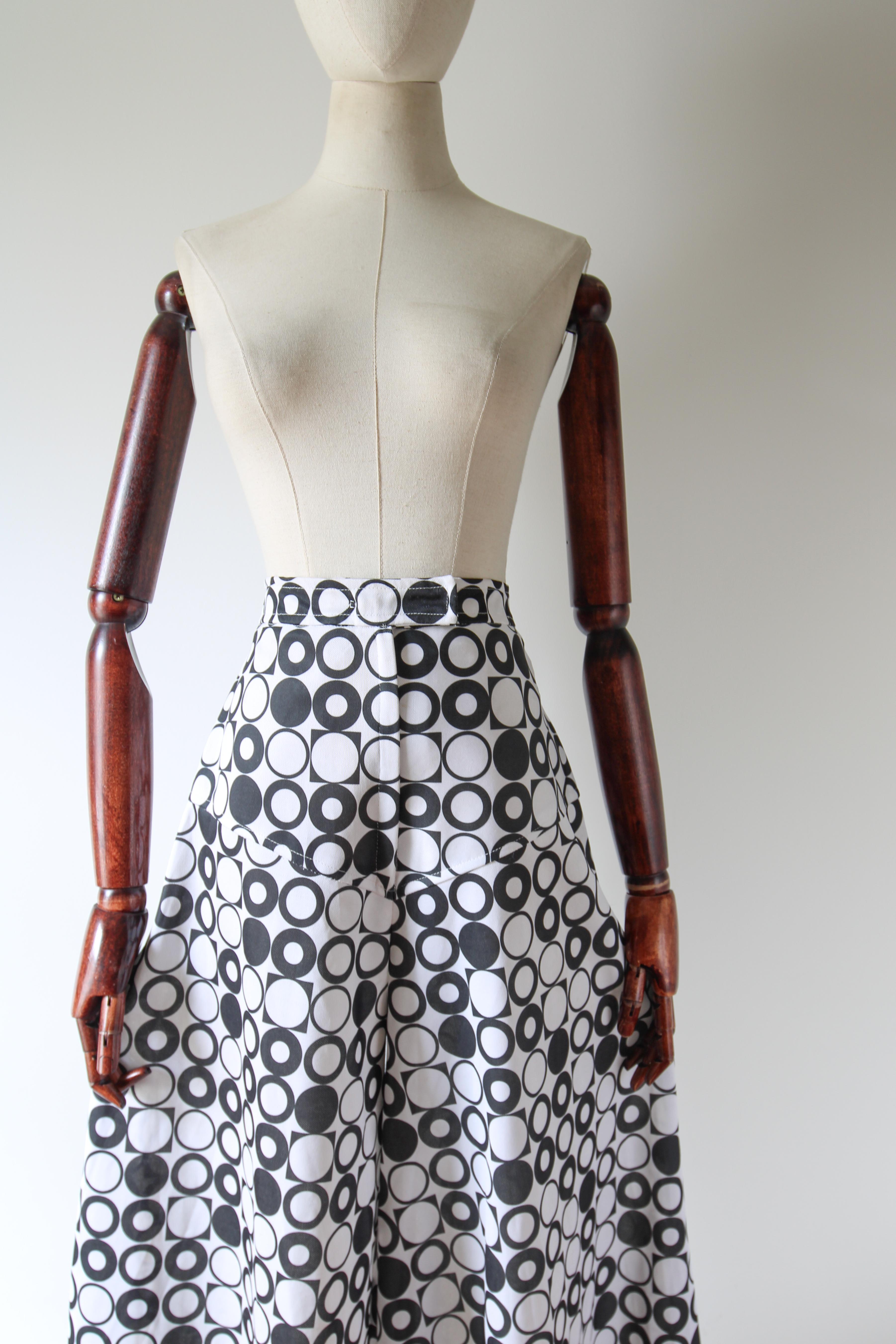 Monochrome Vintage-Hose mit weitem Bein und hohem Rückenausschnitt, Geometrisch, UK 8-10 US 4-6, 1970er Jahre (Grau) im Angebot