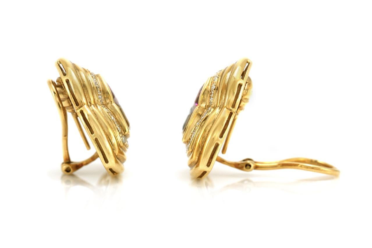 Pendientes triangulares multigema con diamantes vintage de los años 70 Corte redondo en venta