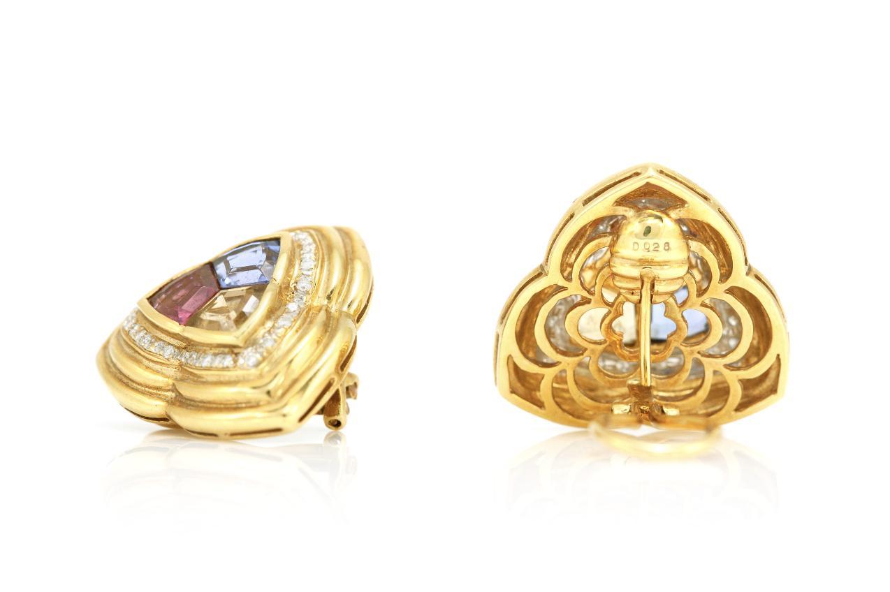 Pendientes triangulares multigema con diamantes vintage de los años 70 en Bueno estado para la venta en New York, NY