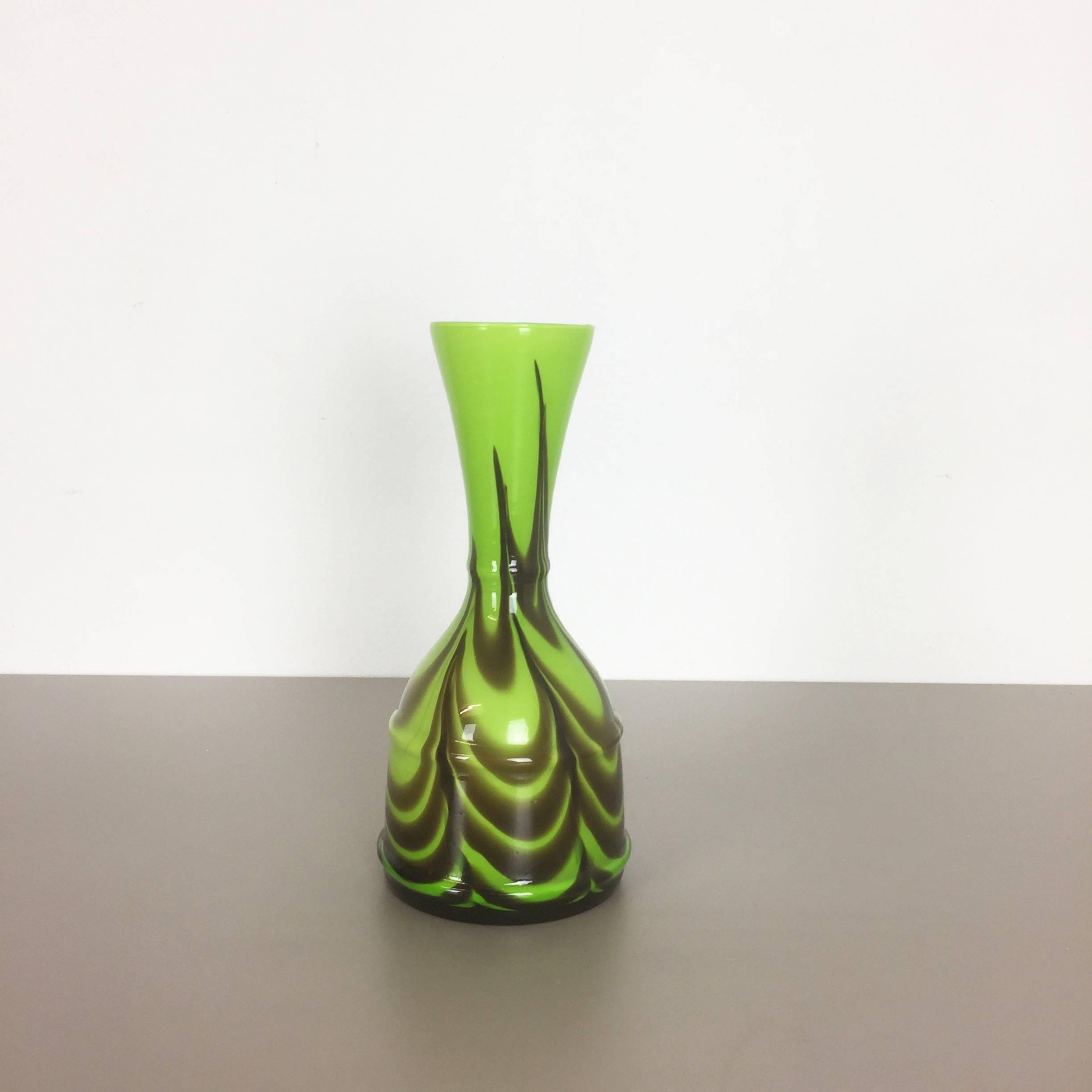 Vintage 1970s Opaline Florence Italian Vase Design by Carlo Moretti Design 4