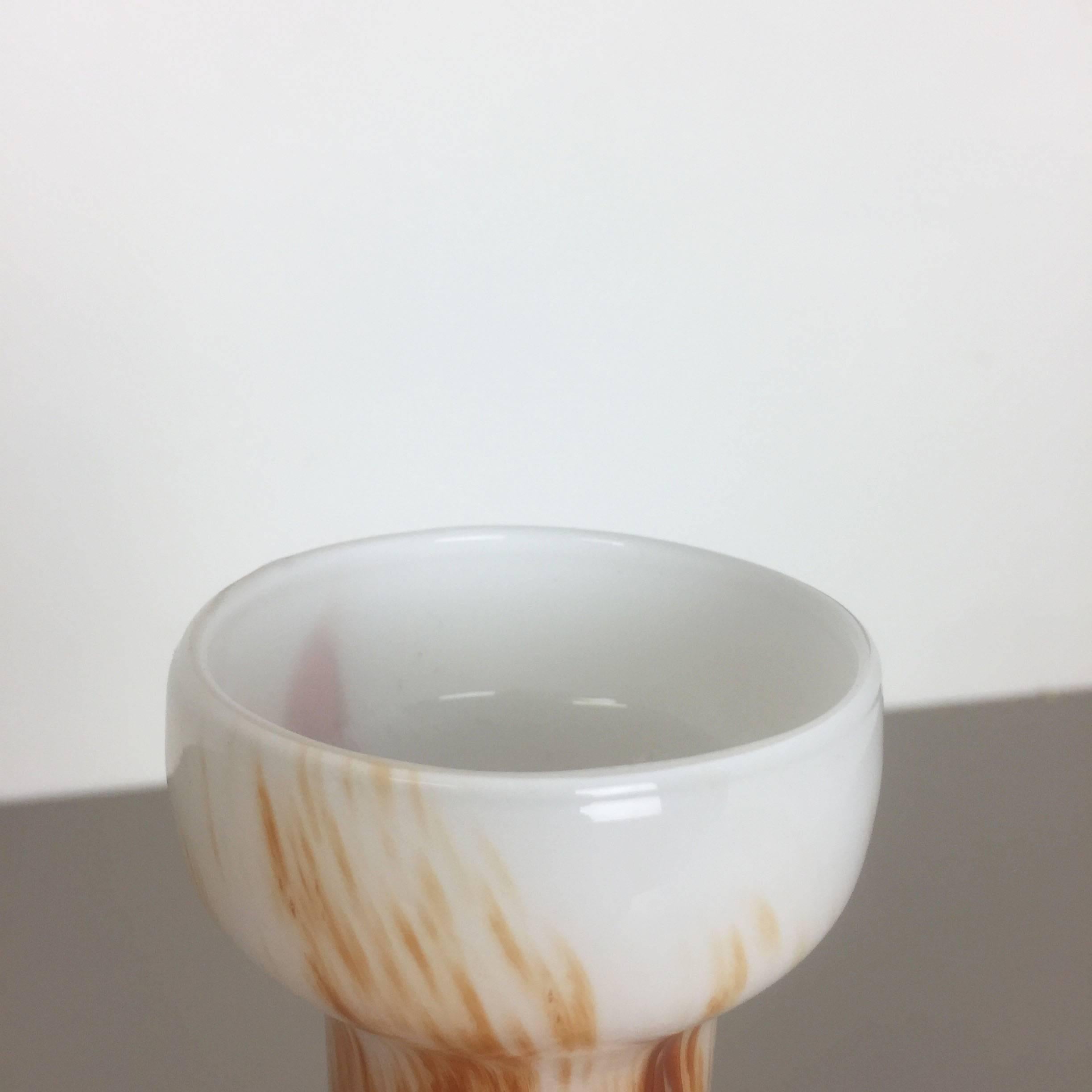 Vintage 1970s Opaline Florence Vase Designed by Carlo Moretti, Italy For Sale 2