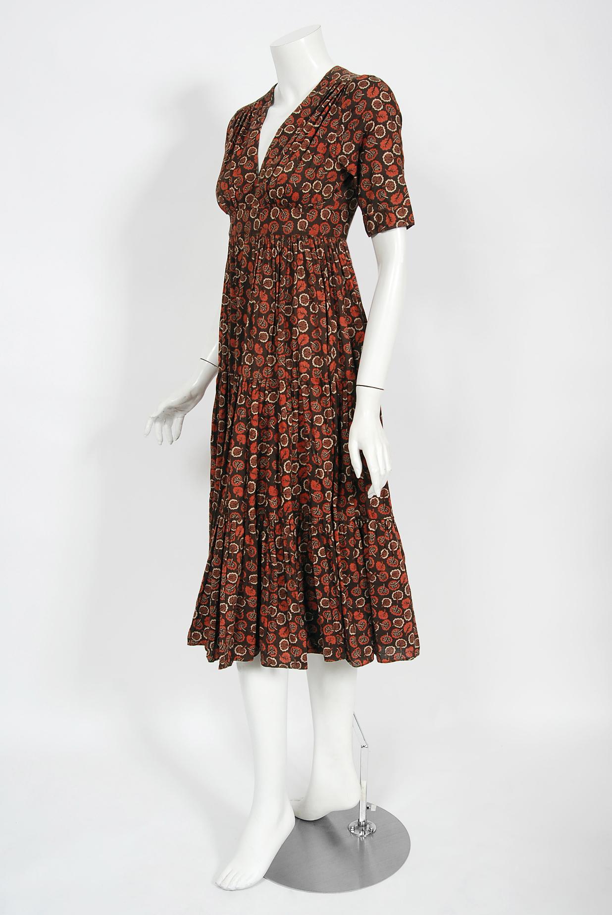 Vintage 1970s Ossie Clark 'Autumn Leaves' Print Cotton Empire Waist Plunge Dress In Good Condition For Sale In Beverly Hills, CA