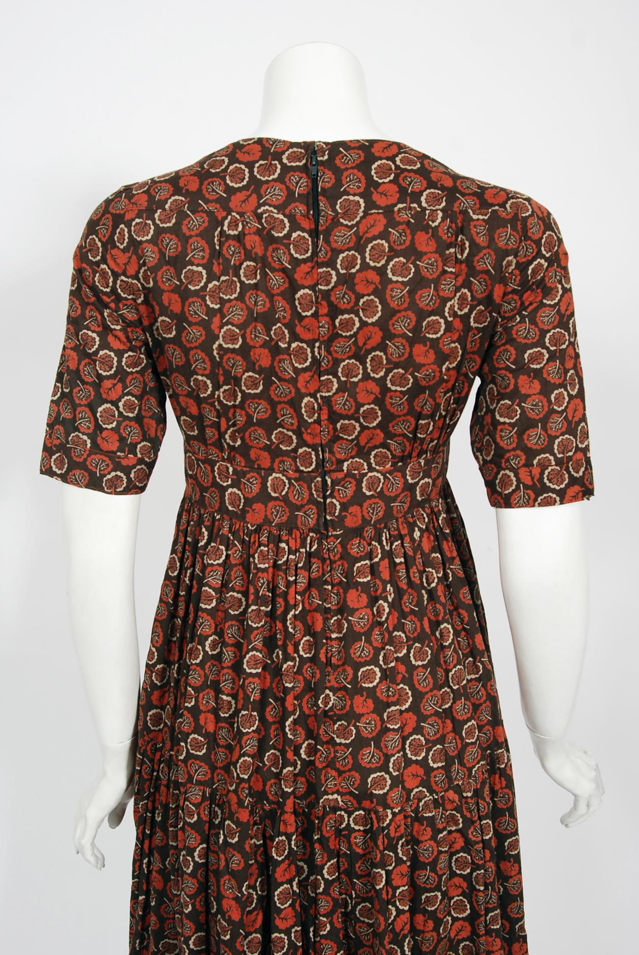 Vintage 1970s Ossie Clark 'Autumn Leaves' Print Cotton Empire Waist Plunge Dress For Sale 3
