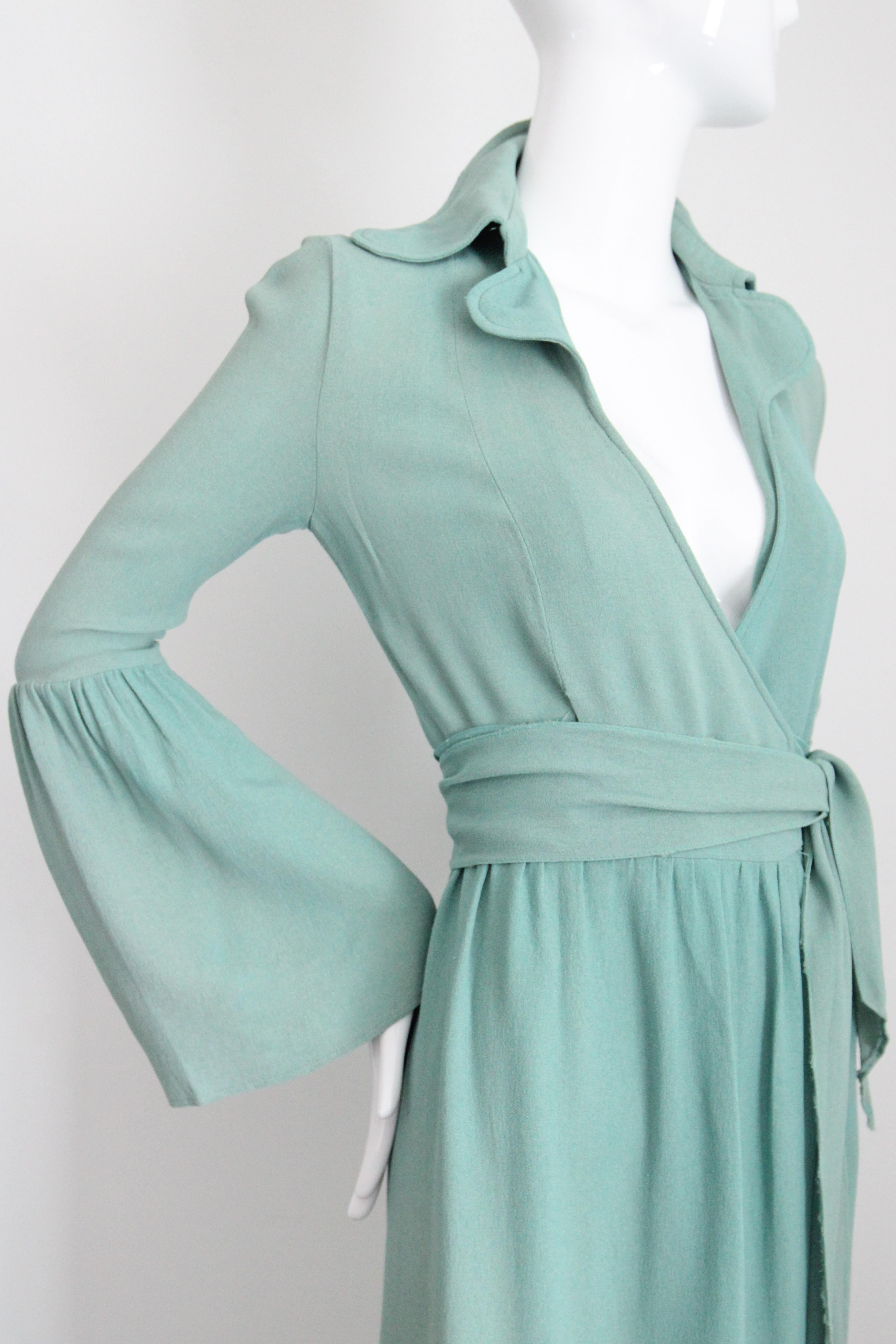 Vintage 1970's Ossie Clark Moss Crepe Silk Wrap Dress Eau De Nil UK 8 US 4 For Sale 2