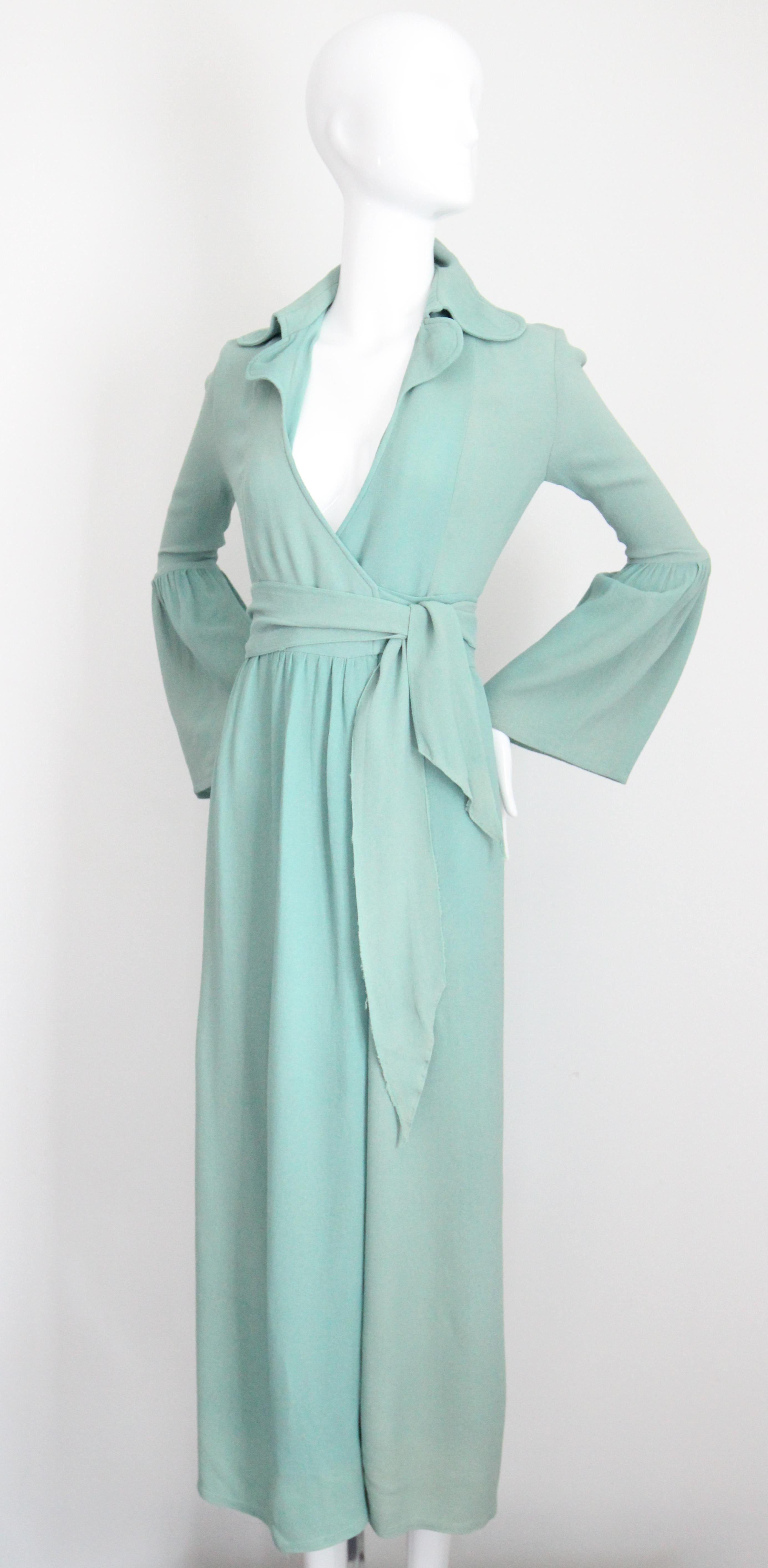 Vintage 1970's Ossie Clark Moss Crepe Silk Wrap Dress Eau De Nil UK 8 US 4 For Sale 3