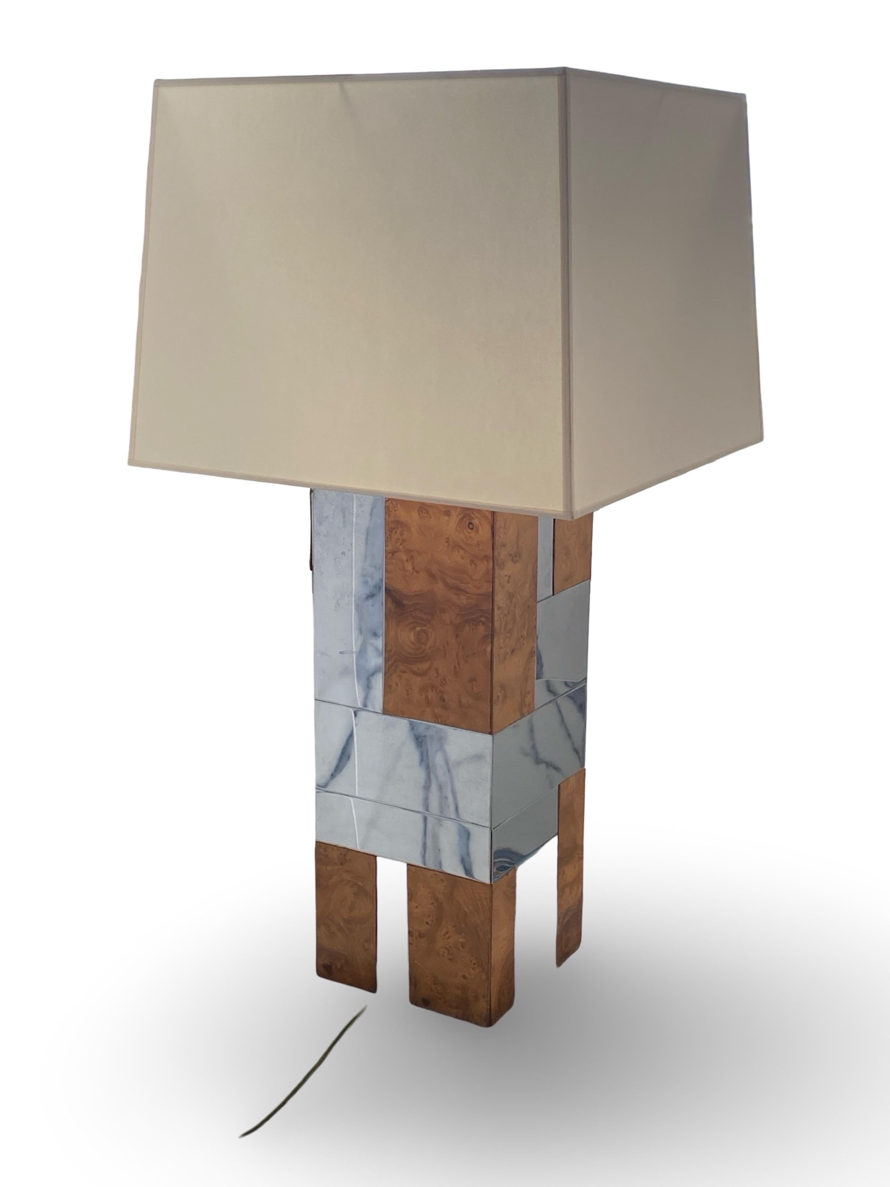 Vintage 1970 Paul Evans Large Cityscape Lamp in Chrome and Burl Wood w/ Shade en vente 10