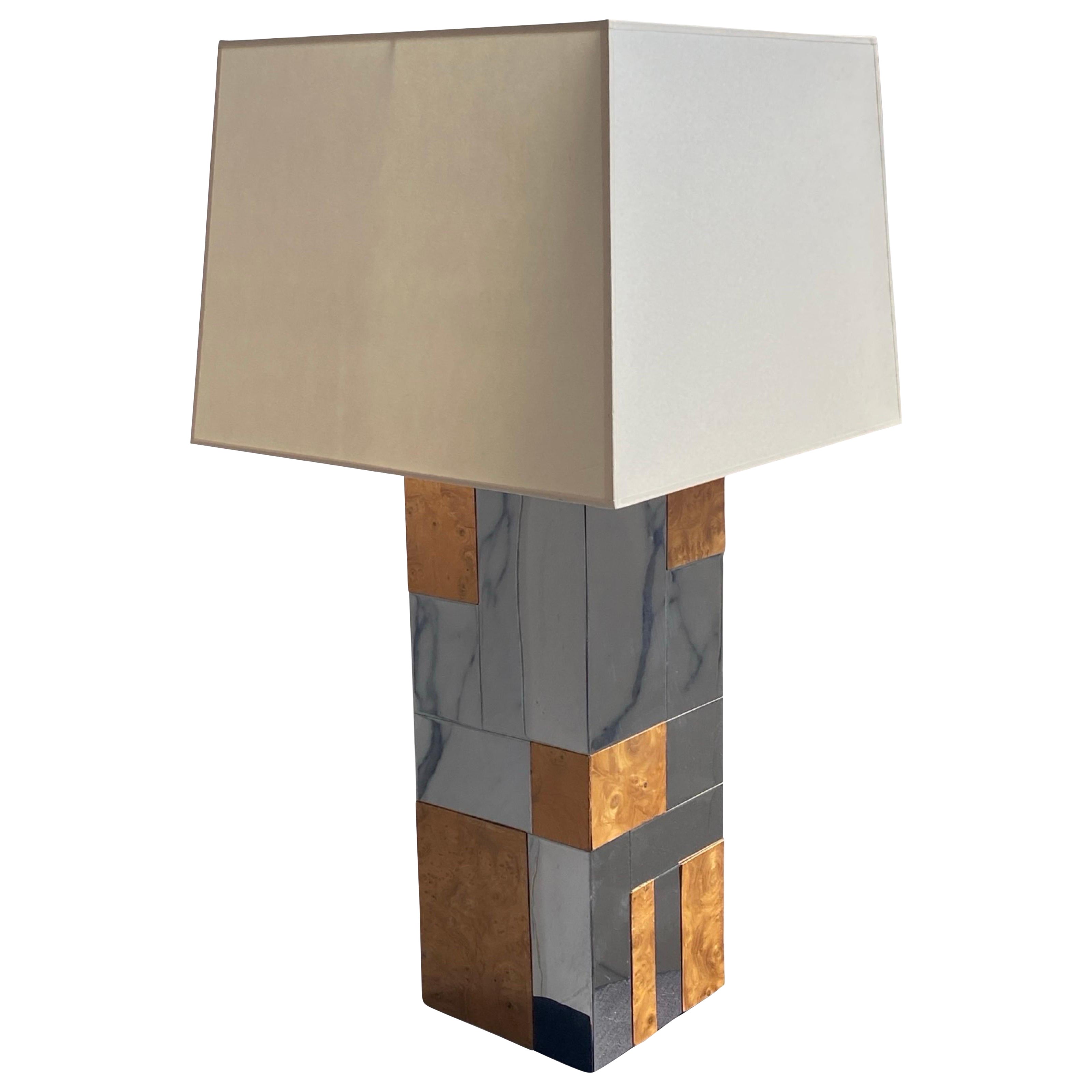 Vintage años 70 Paul Evans Gran lámpara de paisaje urbano en cromo y madera de nudo con pantalla