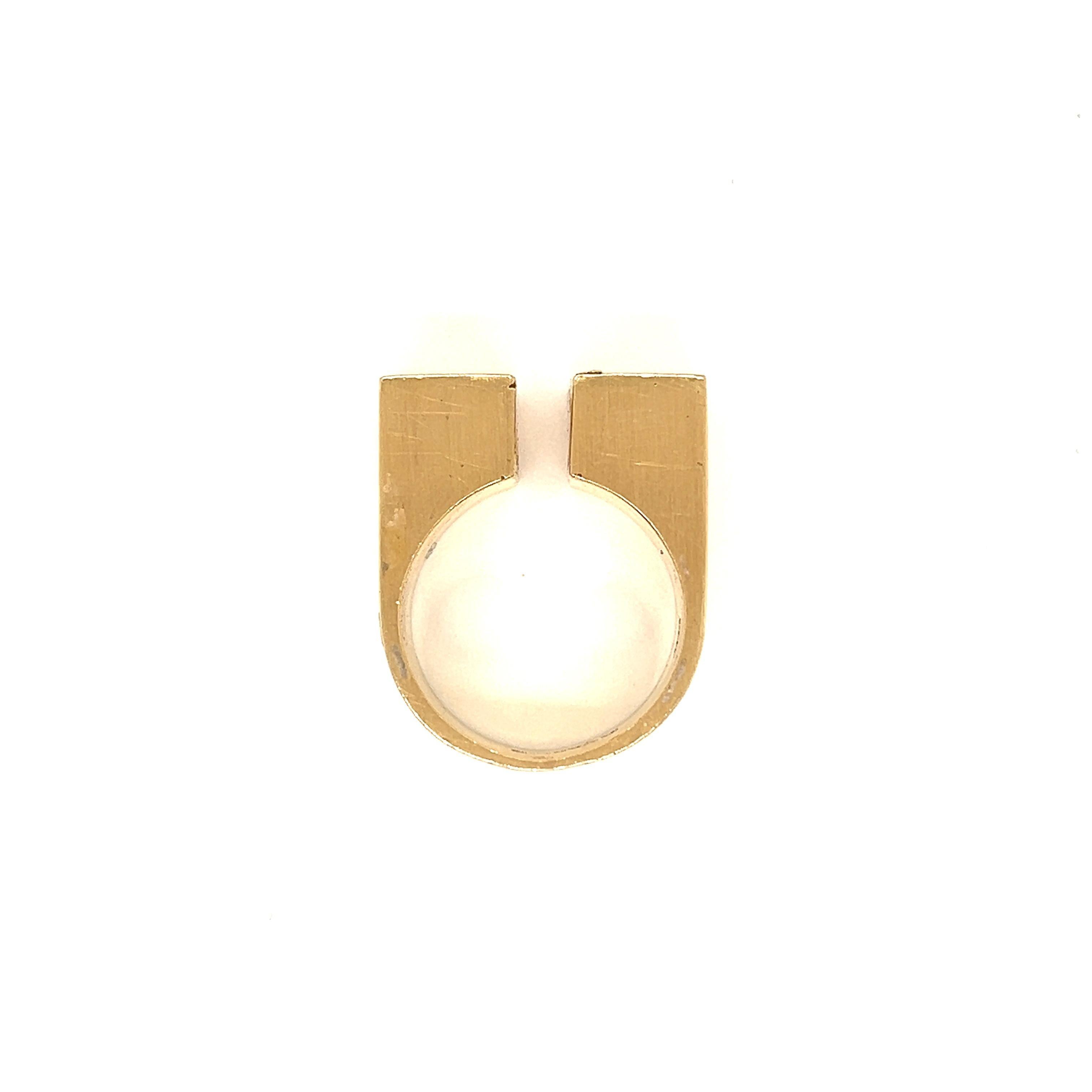 Vintage 1970s Pierre Cardin Double Cube 14k Gold Ring In Excellent Condition For Sale In New York, NY