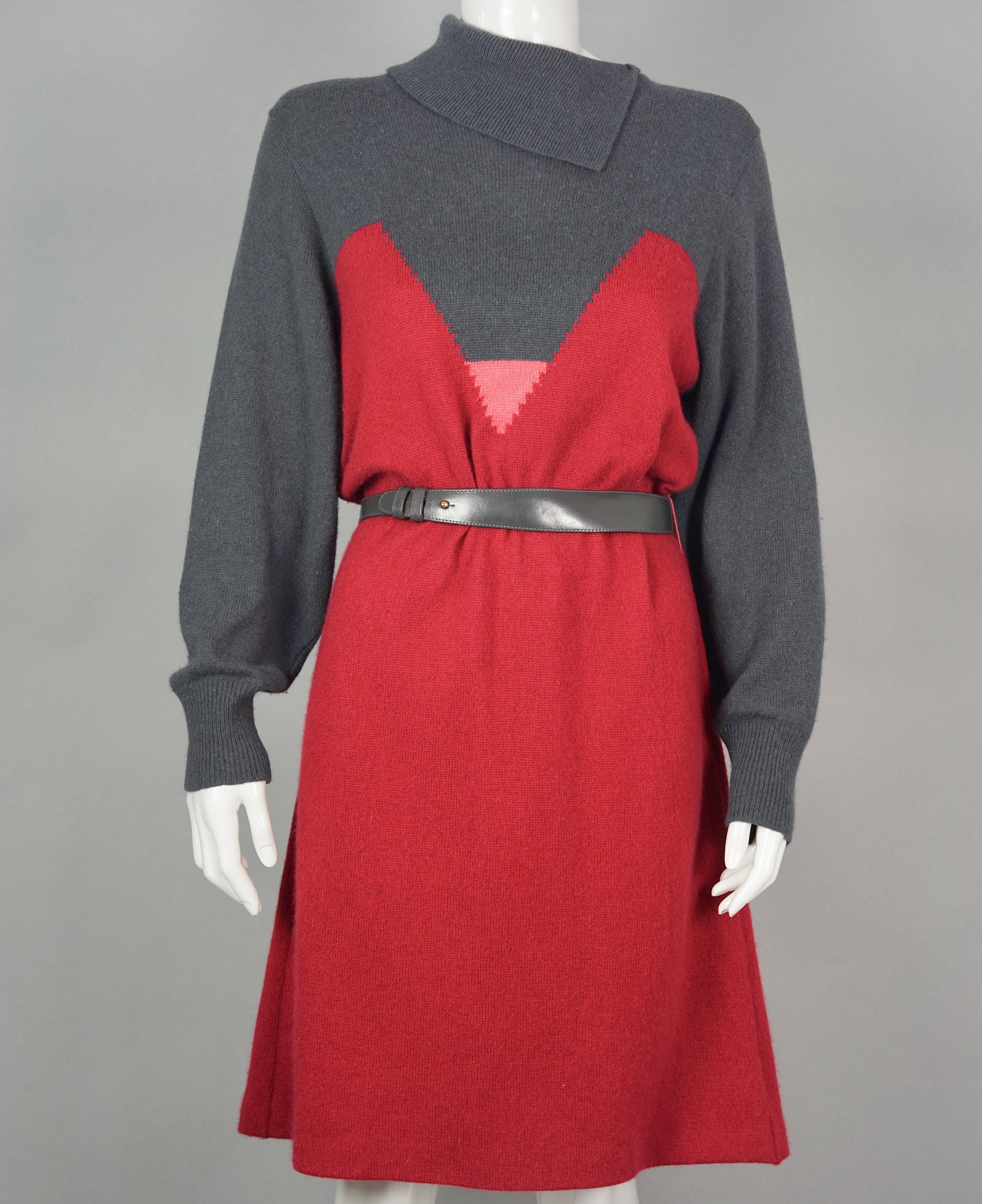 Vintage 1970s PIERRE CARDIN Mod Knit Belted Dress 3
