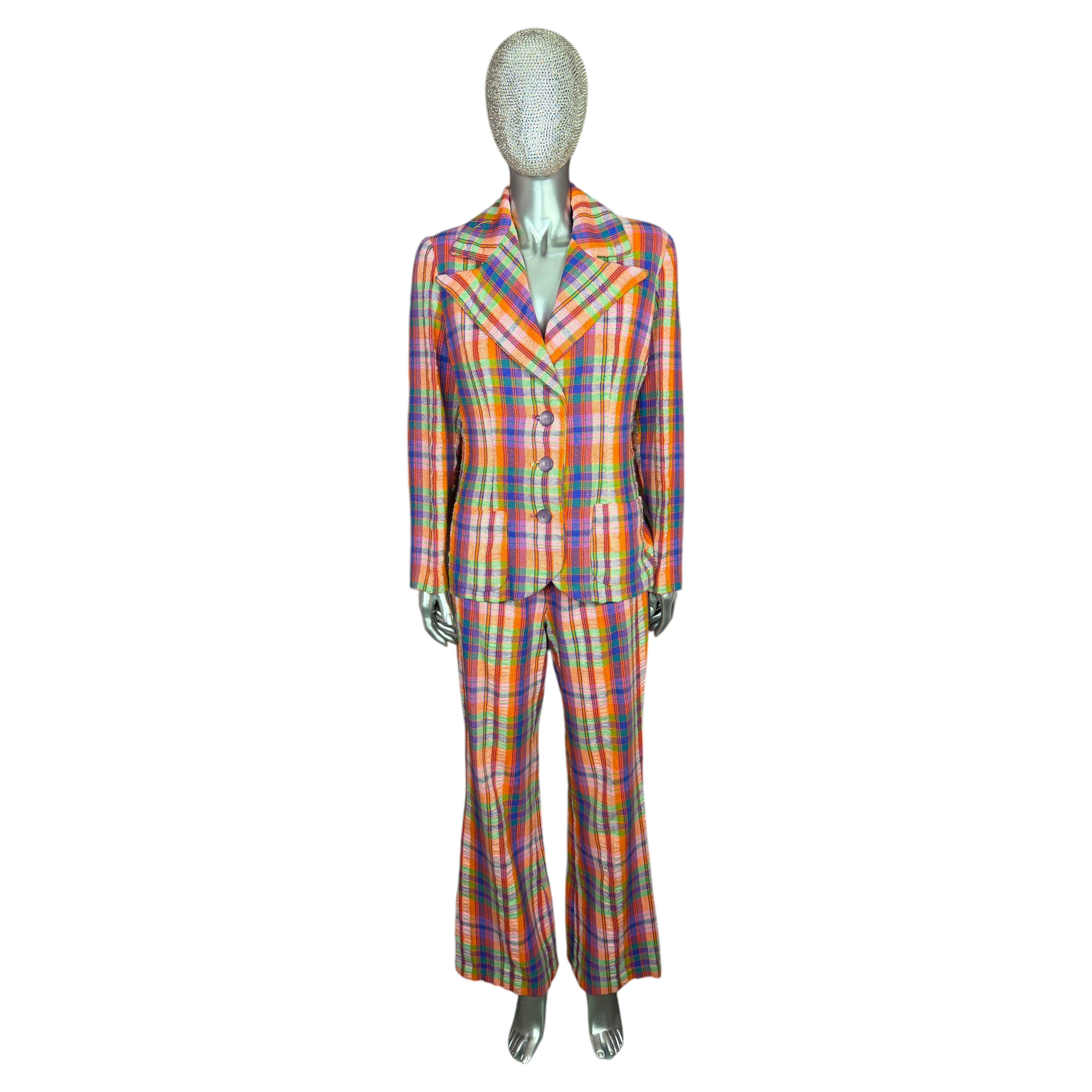 Traje de pantalón vintage para mujer de los años 70, a cuadros multicolores, en mezcla de lana