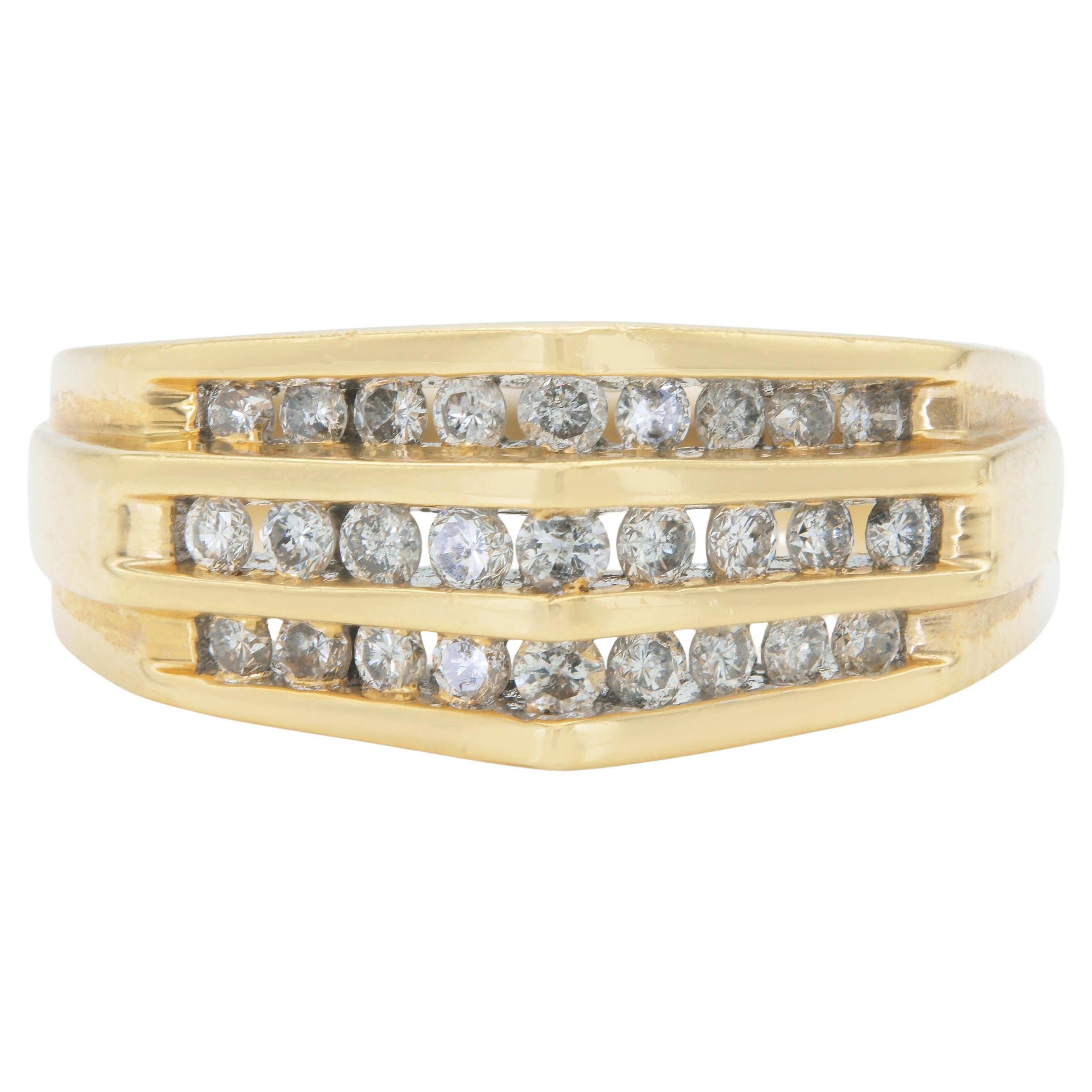 Vintage 1970 Bague à dôme pointu avec diamants