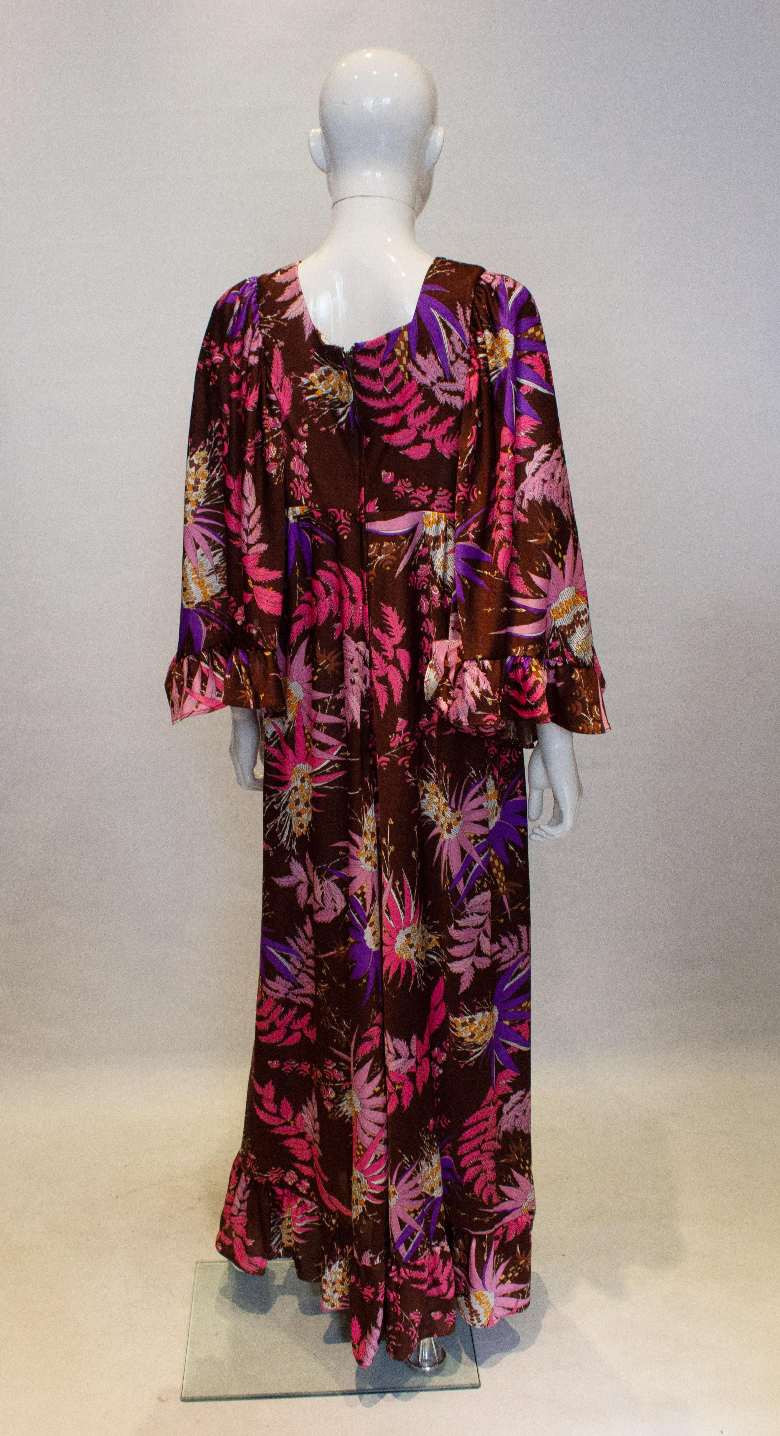 Vintage 1970s Print Gown In Good Condition In London, GB