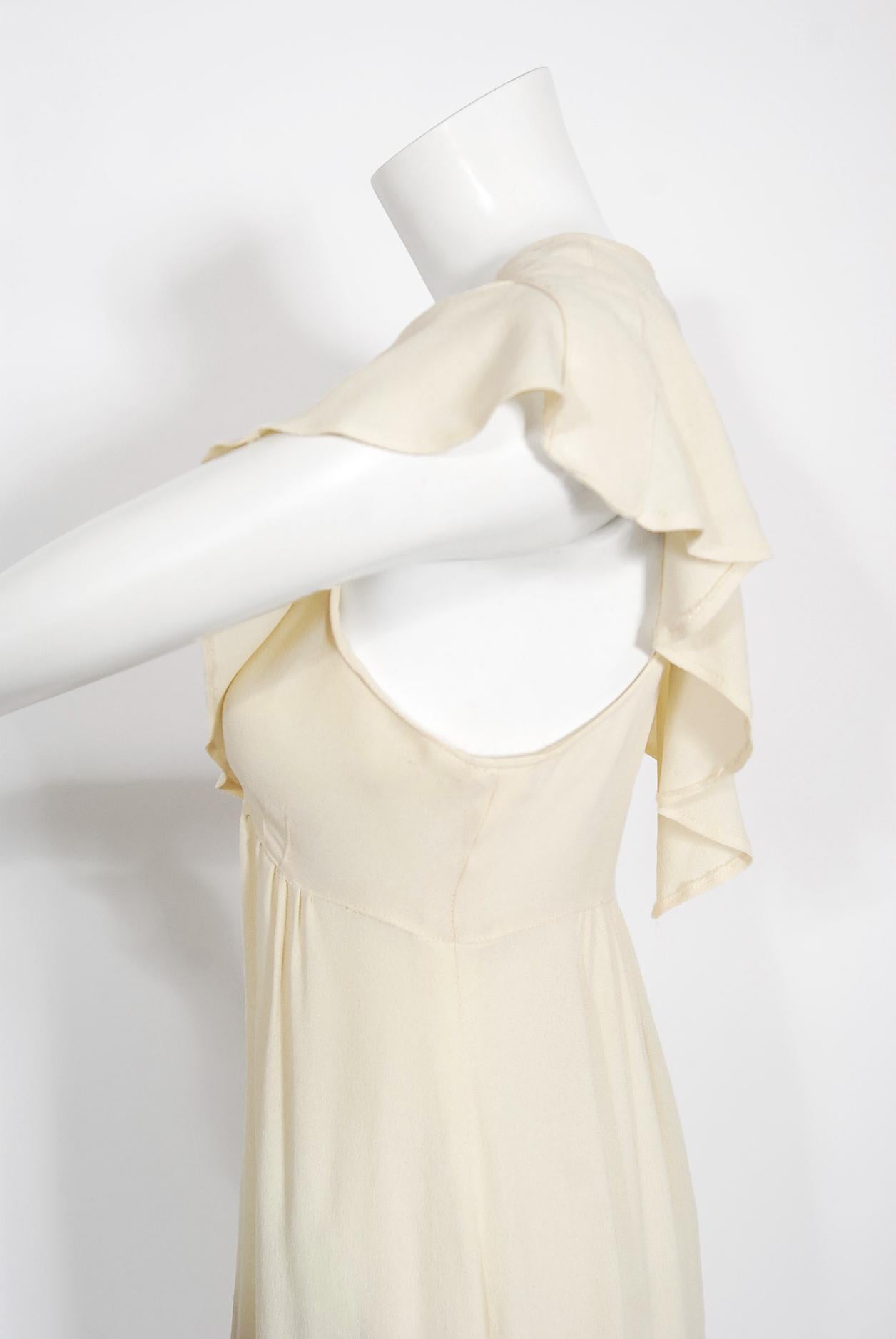 Vintage 1970's Radley of London Ivory Crepe Low-Plunge Flutter Capelet Tea Dress 3