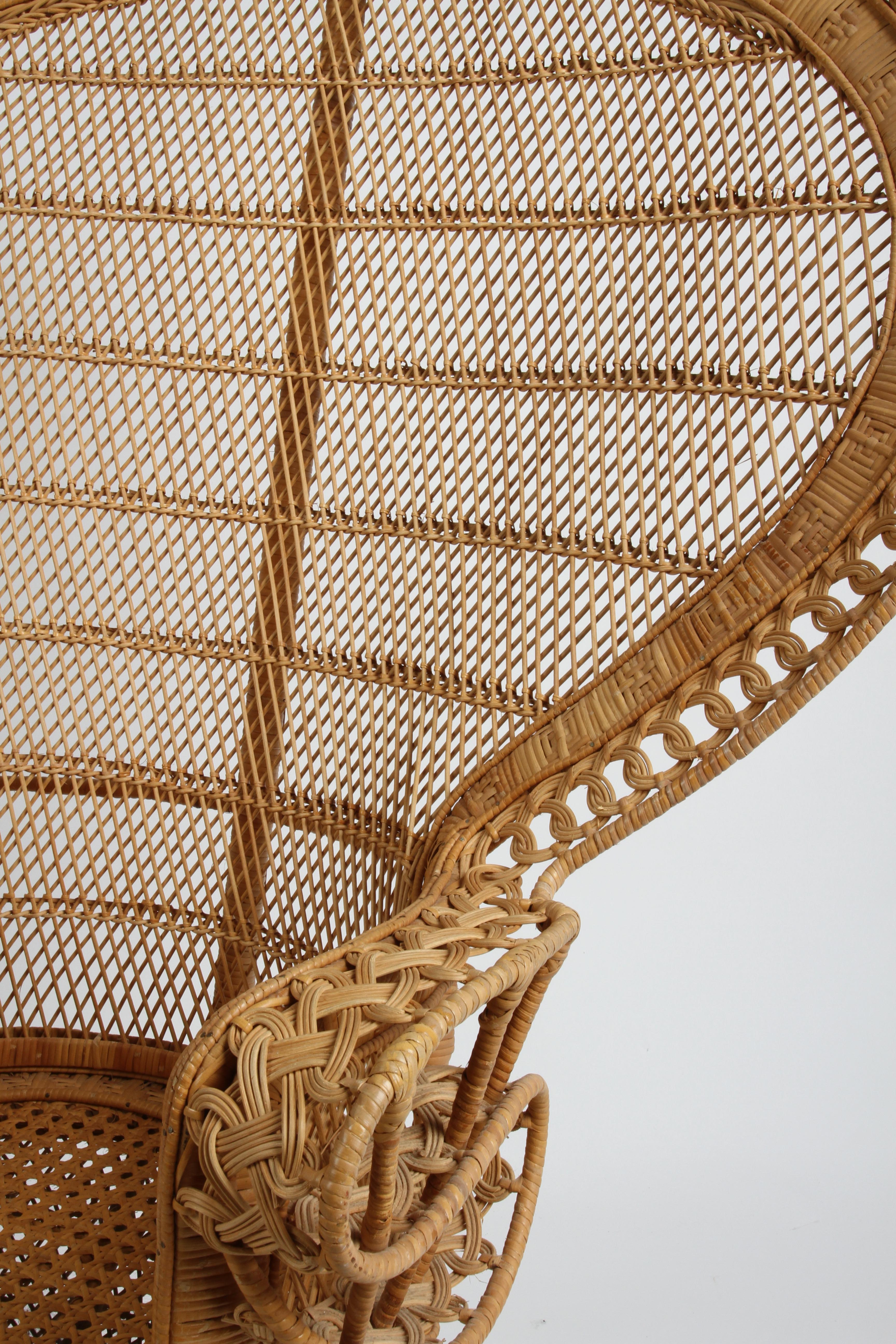Vintage 1970s Rattan & Wicker Handcrafted Boho Chic Emmanuelle Peacock Chair For Sale 10