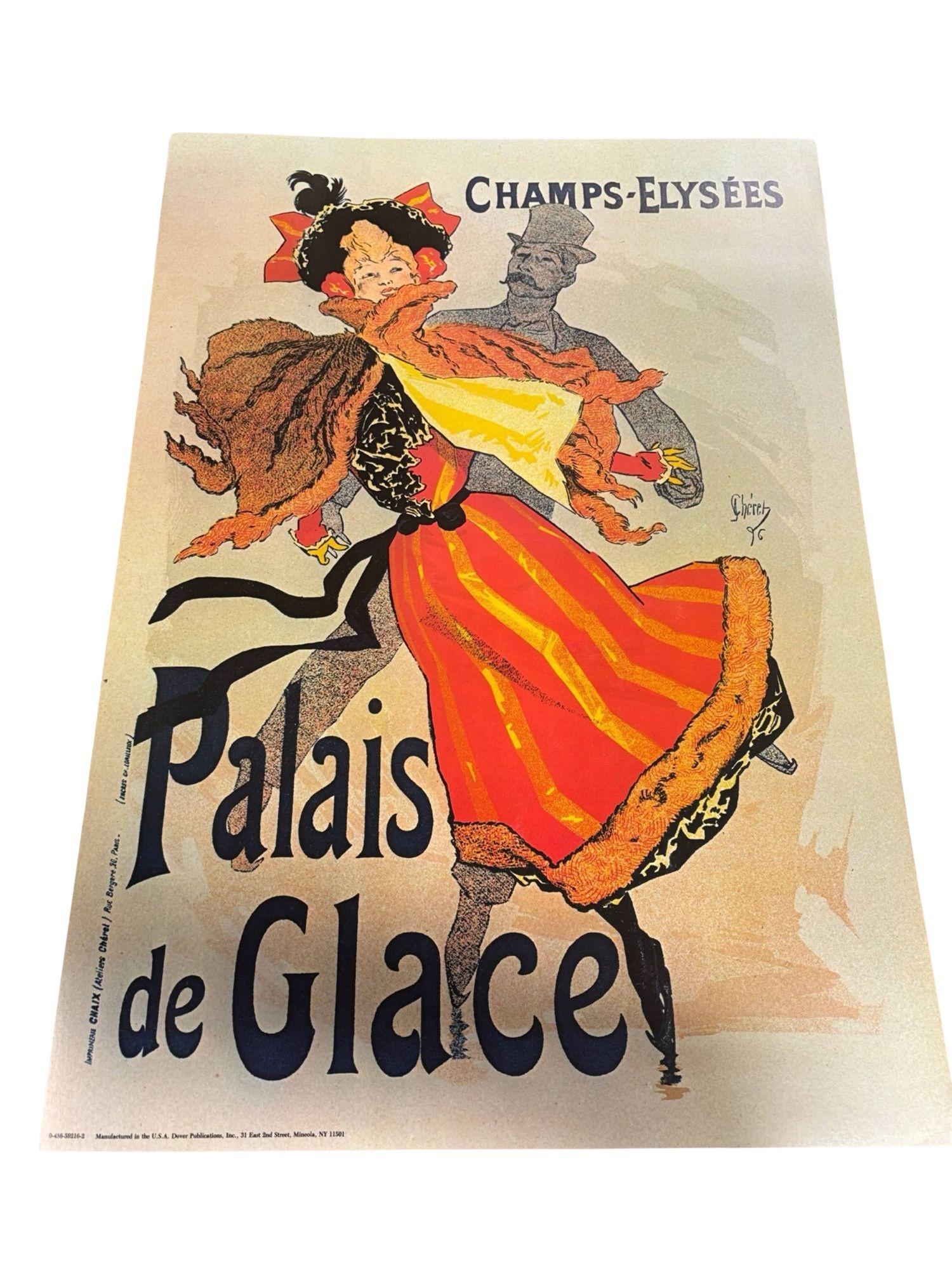 Este póster impreso del Palais de Glace de los Campos Elíseos rebosa elegancia de la Belle Époque. Muestra a animados patinadores deslizándose en una lujosa pista de hielo parisina. Sus vivos colores y su ornamentada tipografía evocan el encanto y
