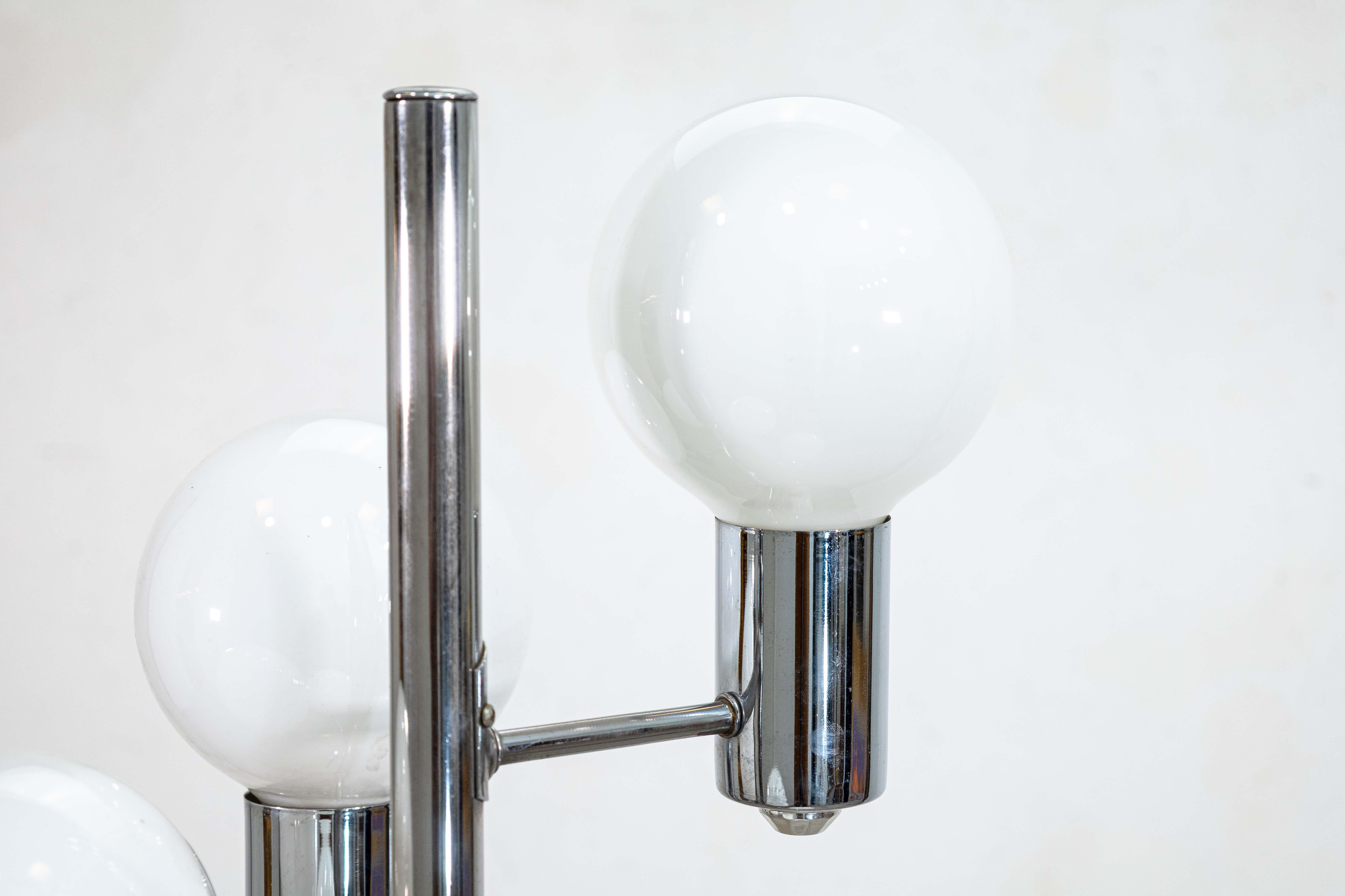 Lámpara de pie Vintage 1970s Robert Sonneman Cascading 5 Bulb Chrome Mid Century Mod Estadounidense en venta
