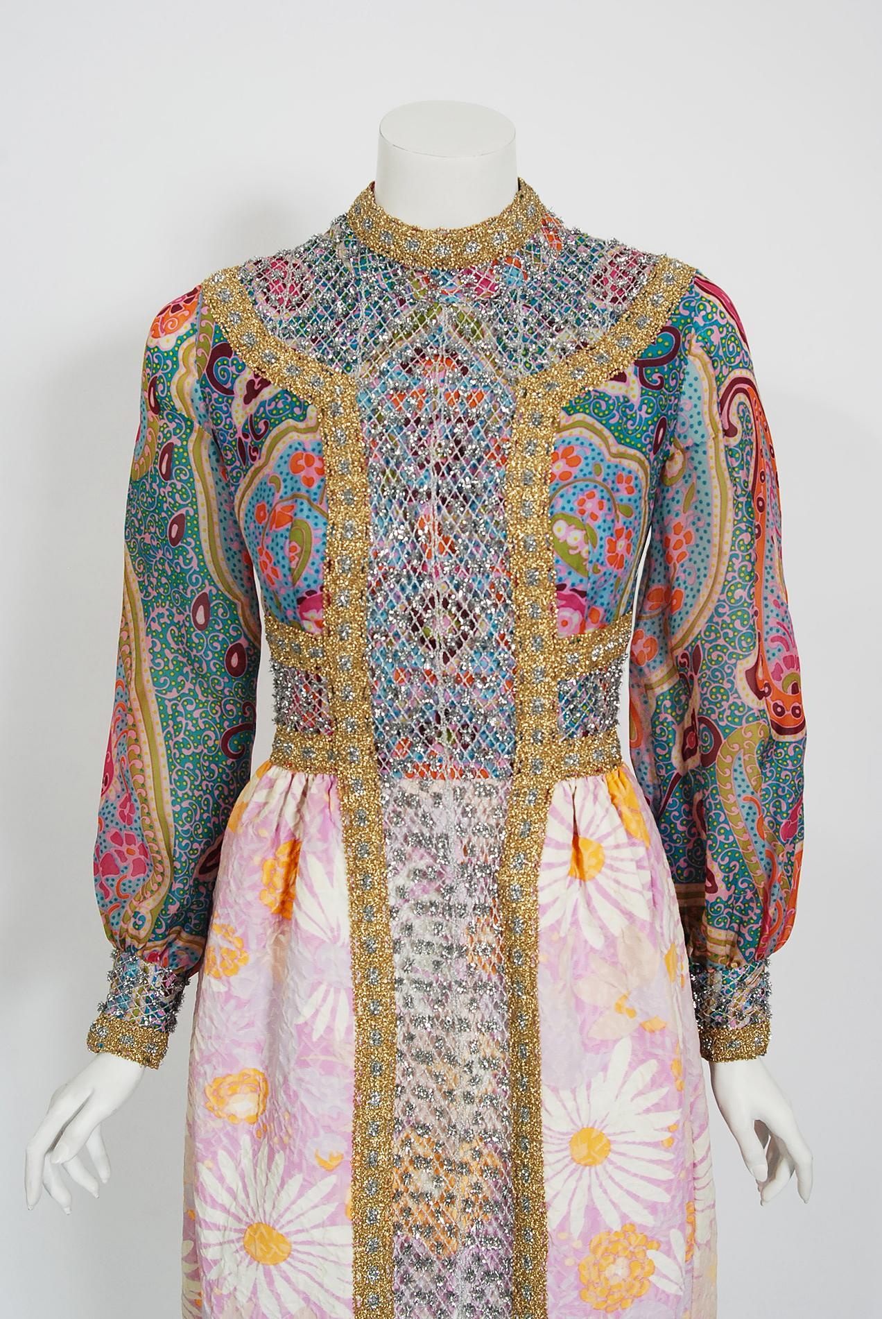 Stunning Ronald Amey couture colorful psychedelic print silk and textured waffle-cotton dress, dating back to the early 1970's. I love the playful mix of textiles while keeping a chic minimalist approach in design. The sparkling metallic tinsel-knit
