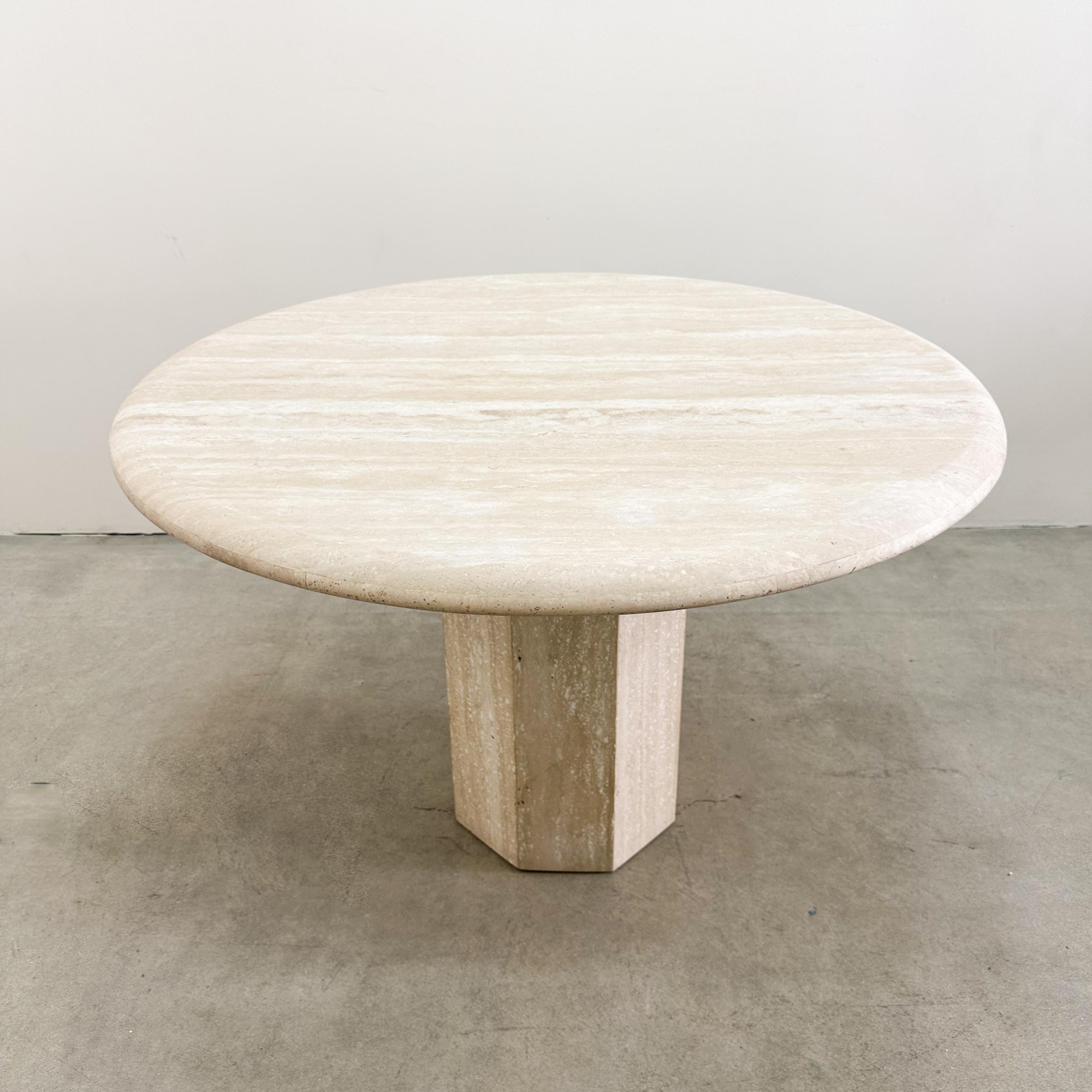 Vintage 1970s Round Travertine Dining Table, MCM, 47” Octagon Pedestal Base In Good Condition In Palm Desert, CA