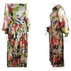 Retro 1970s silk Georgette floral print dress 