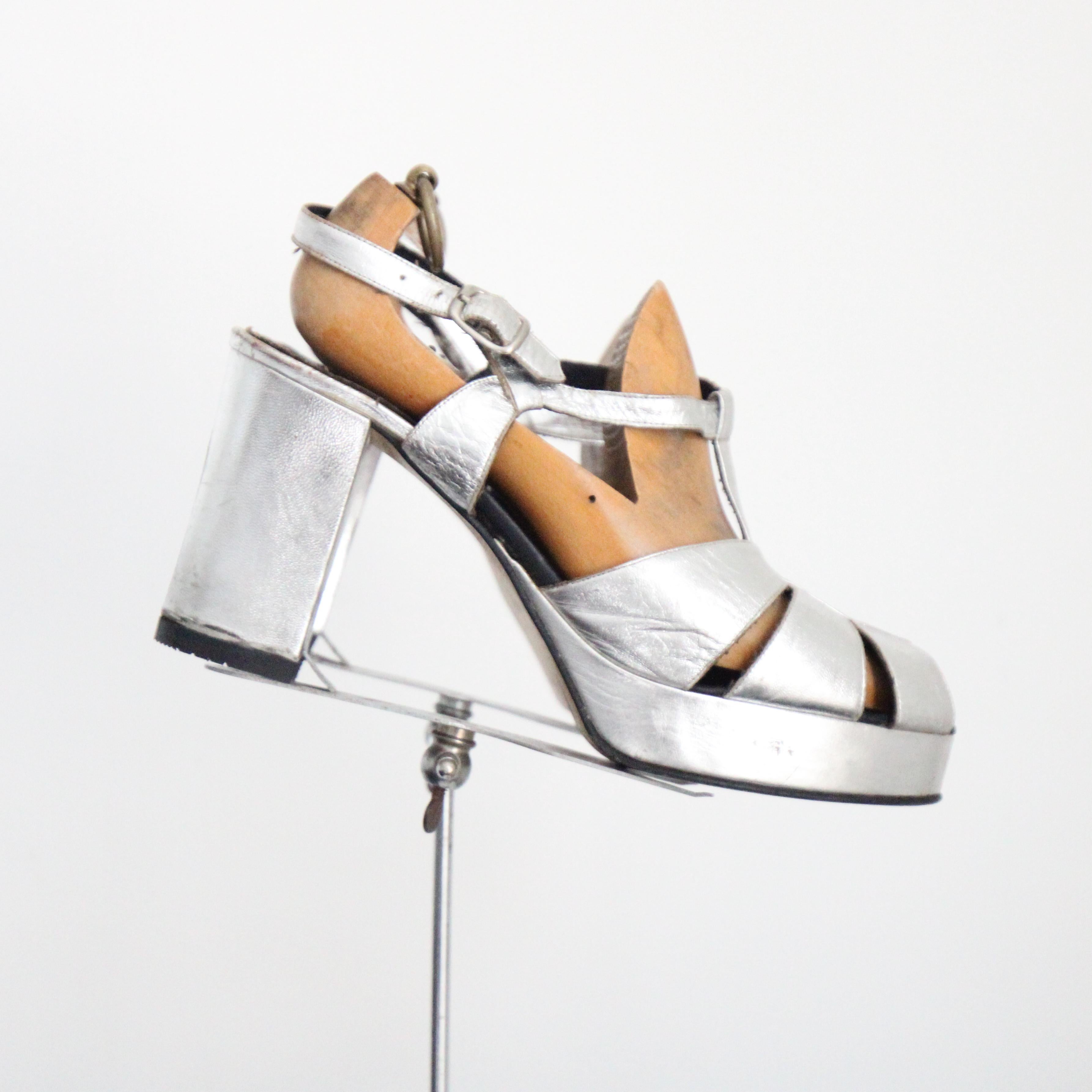 Beige Vintage 1970's silver T Bar Platforms Heels Seventies Platforms UK 6.5 US 8.5 For Sale