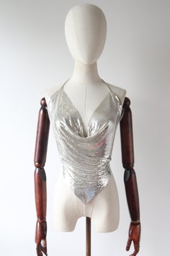 Whiting & Davis - Chemisier vintage à col bénitier en maille argentée, années 1970, taille UK 6-10