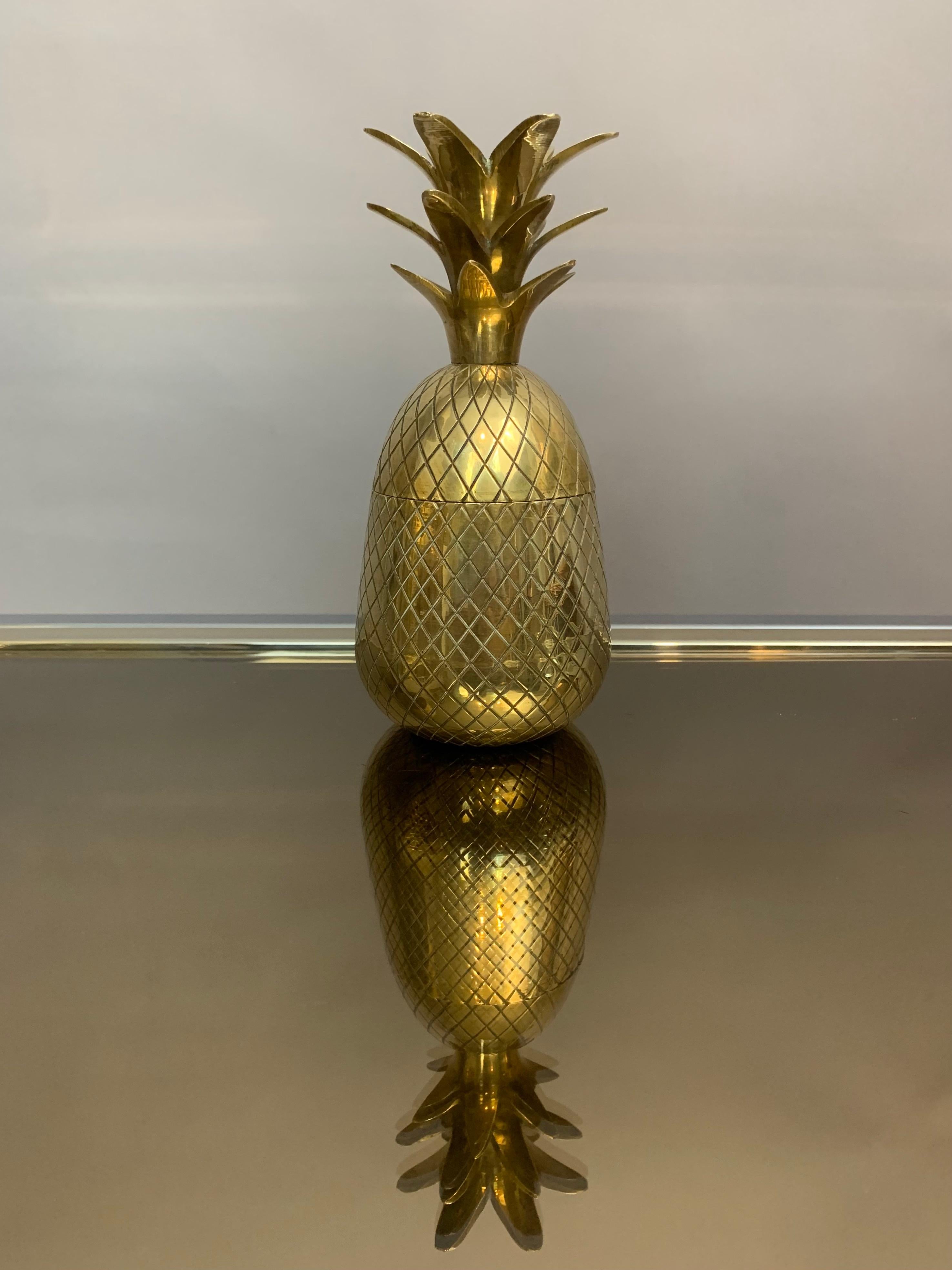 Vintage 1970s Small Solid Brass Hollywood Regency Pineapple Trinket Box 1