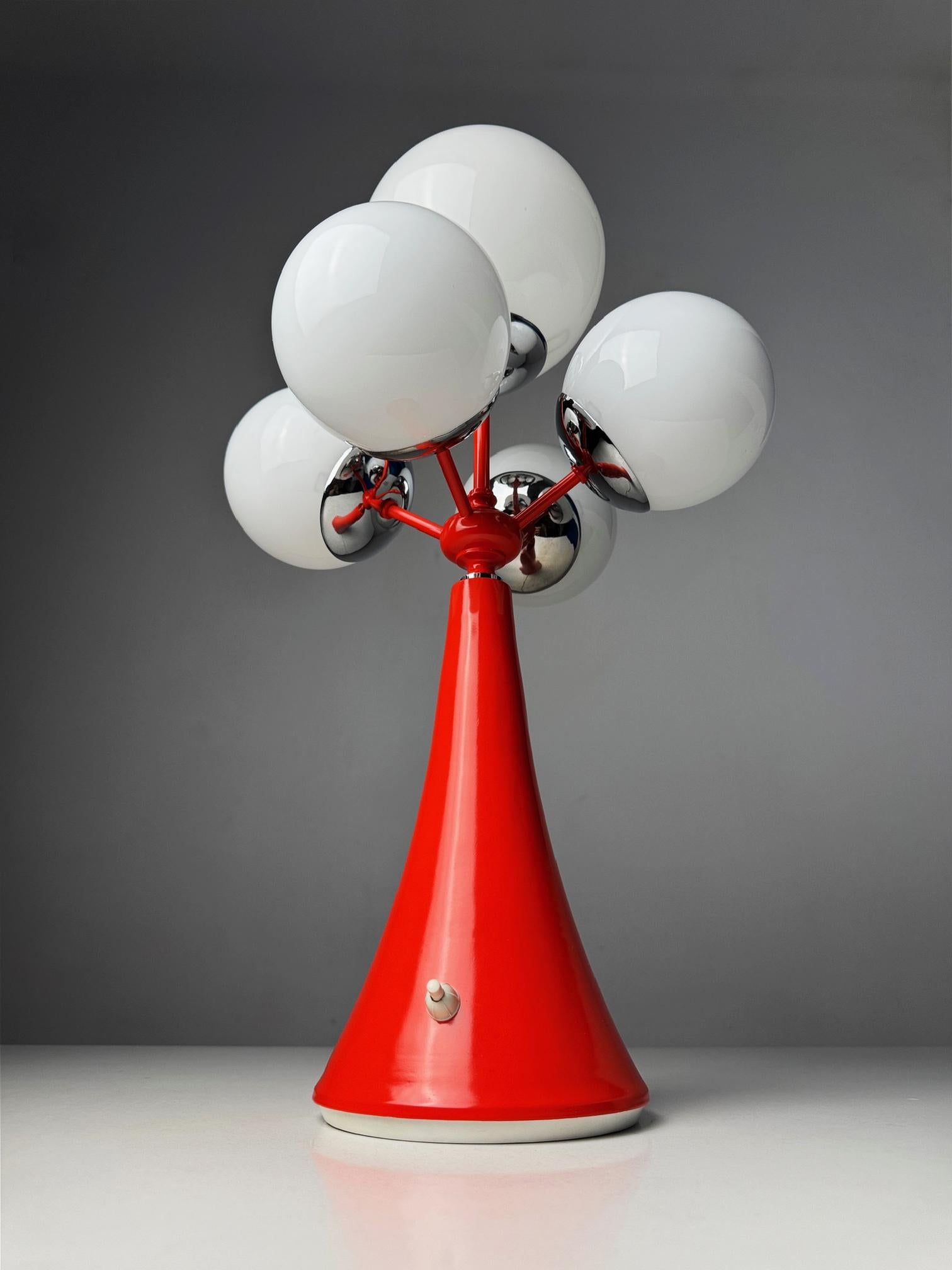 Vintage 1970er Space Age-Tischlampe, Space Age im Zustand „Gut“ im Angebot in BARCELONA, ES
