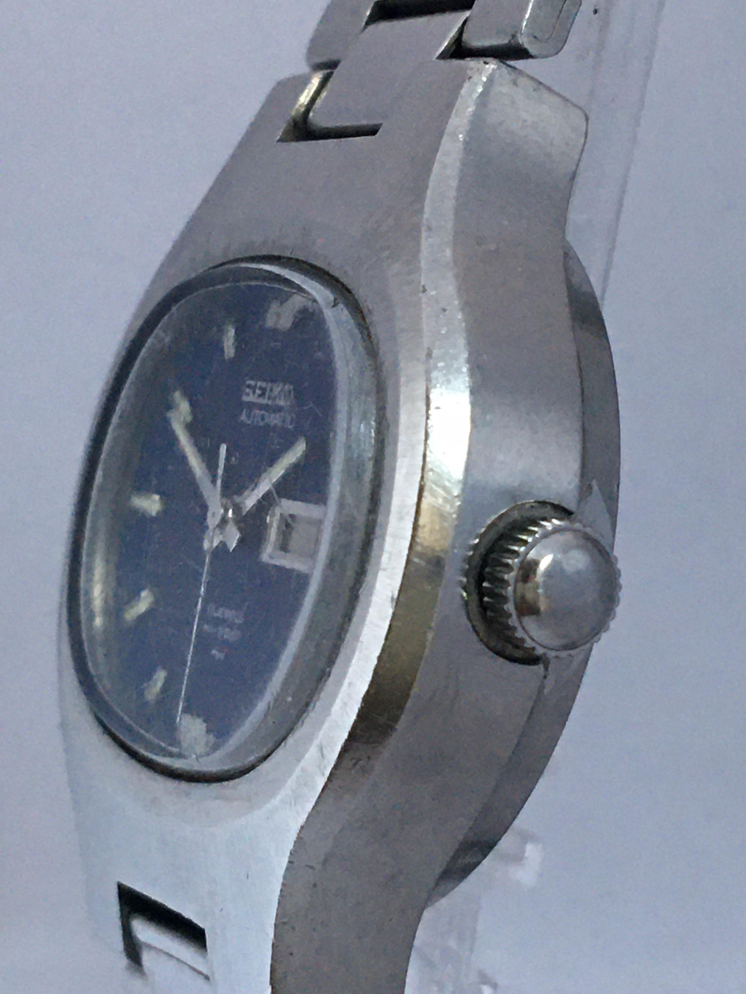 Vintage 1970s Stainless Steel Blue Dial Ladies Seiko Automatic Watch For Sale 3