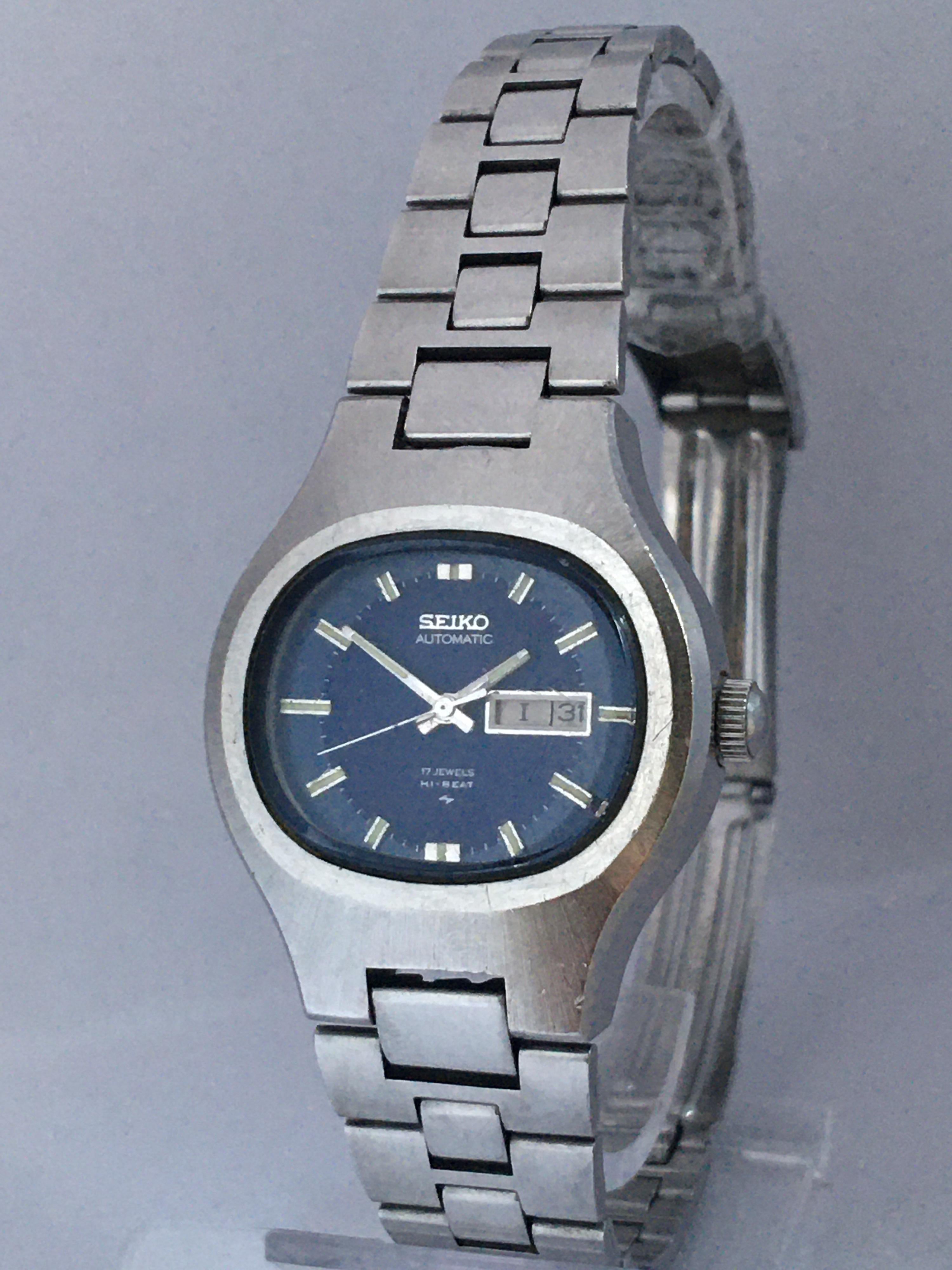 Vintage 1970s Stainless Steel Blue Dial Ladies Seiko Automatic Watch For Sale 4