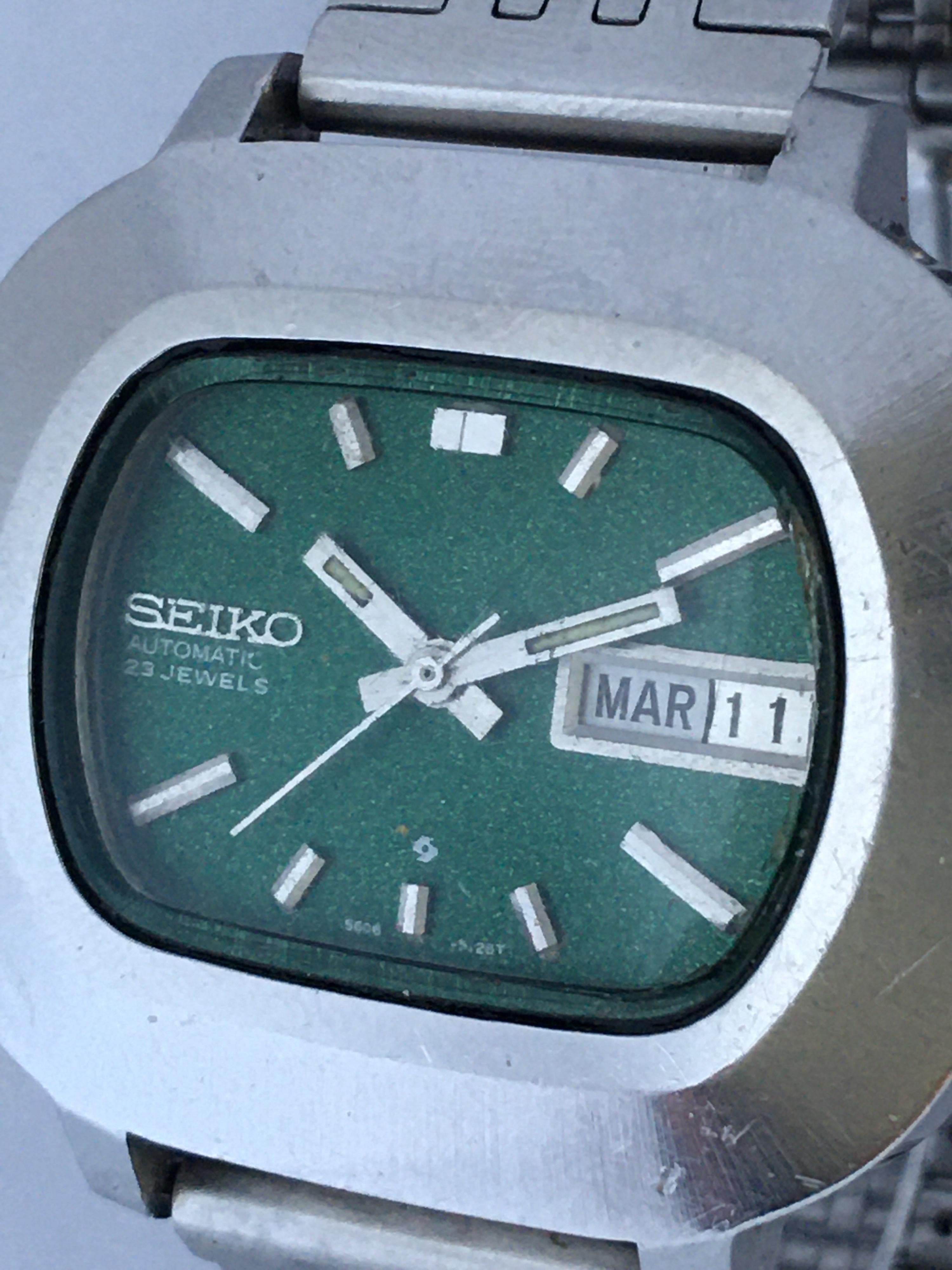 Vintage 1970s Stainless Steel Green Dial Seiko Automatic Watch 6