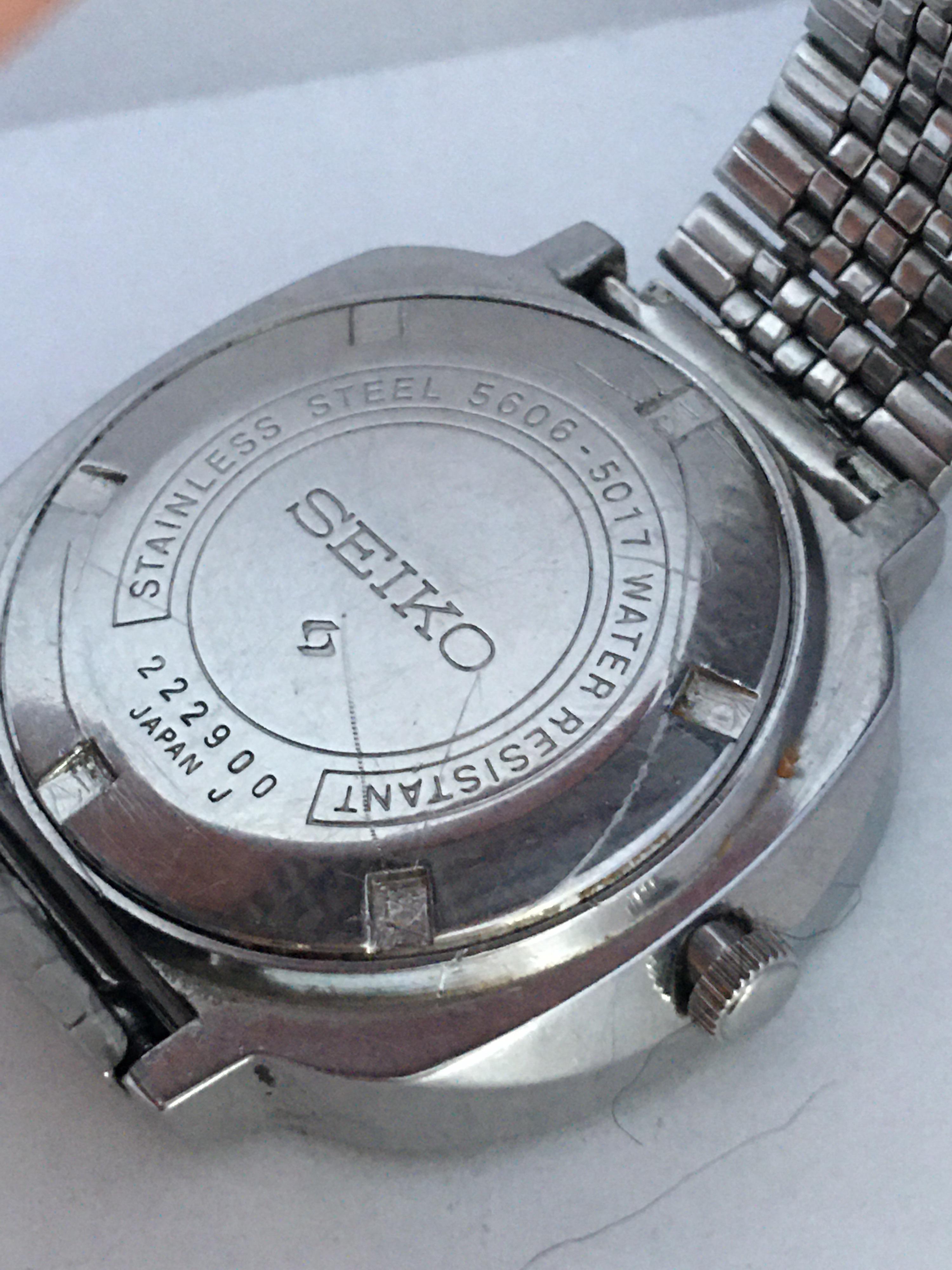 Vintage 1970s Stainless Steel Green Dial Seiko Automatic Watch In Good Condition In Carlisle, GB