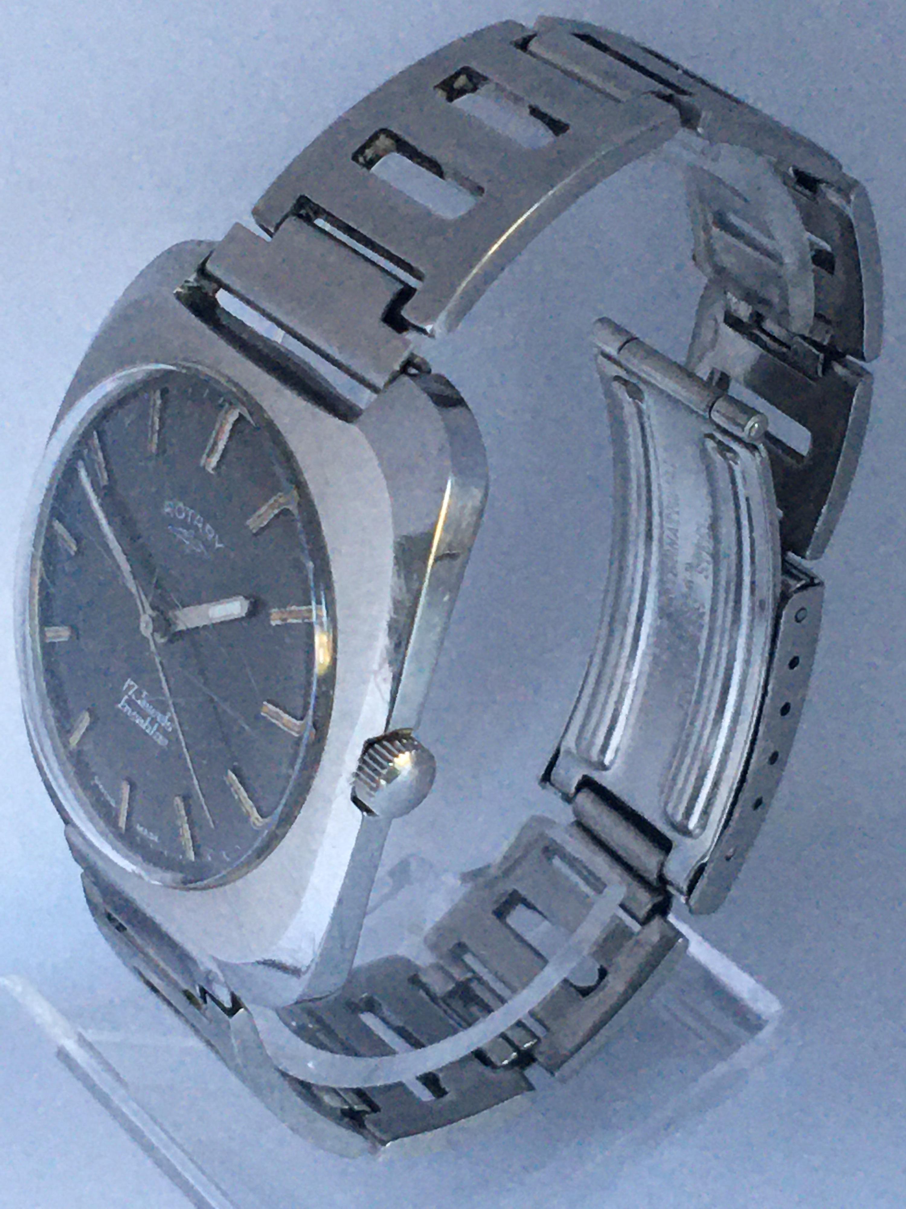 Vintage 1970s Stainless Steel Mechanical Cushion Shape Rotary Watch In Good Condition For Sale In Carlisle, GB