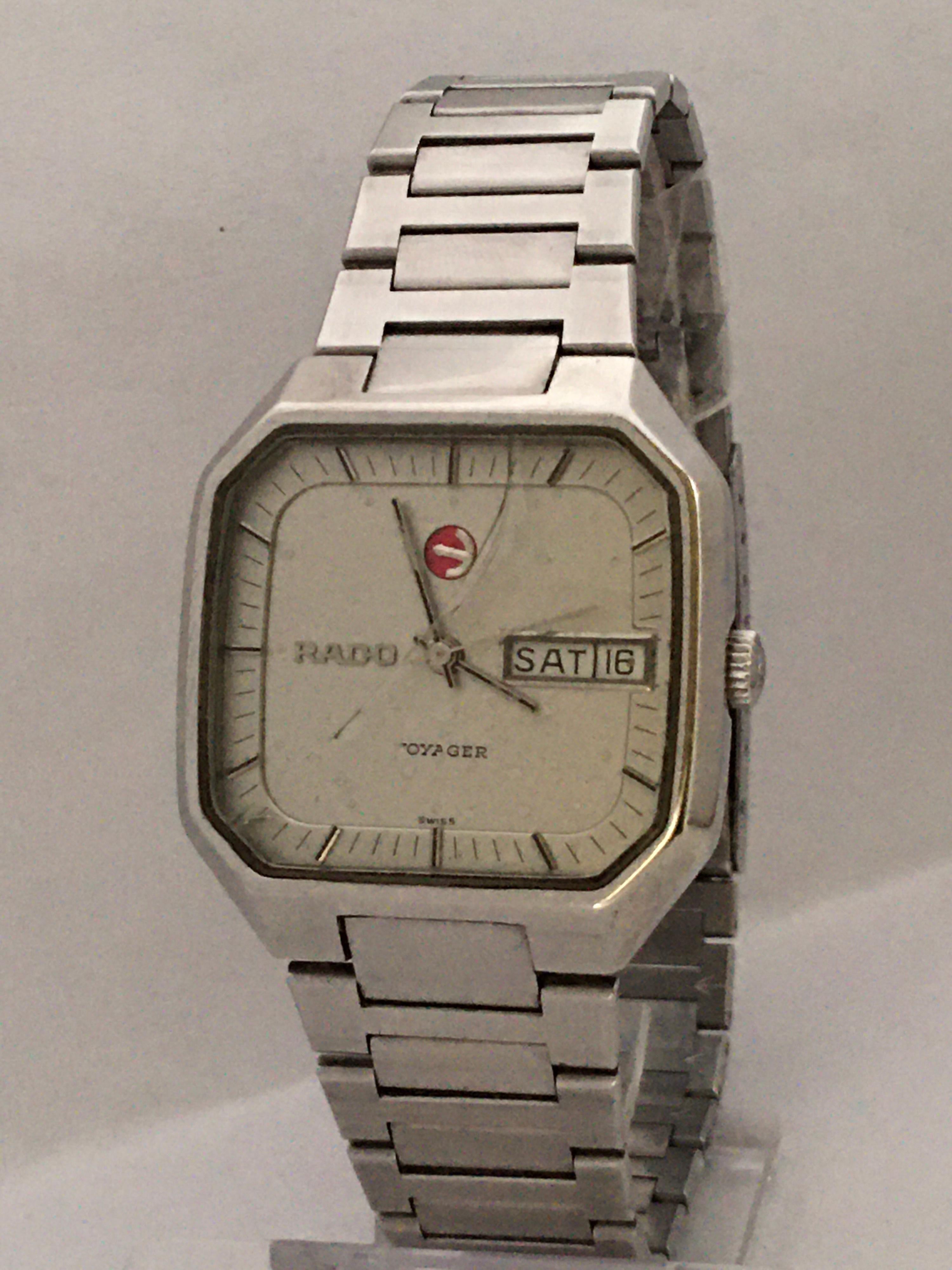 Vintage 1970s Stainless Steel RADO Voyager Automatic Watch 8