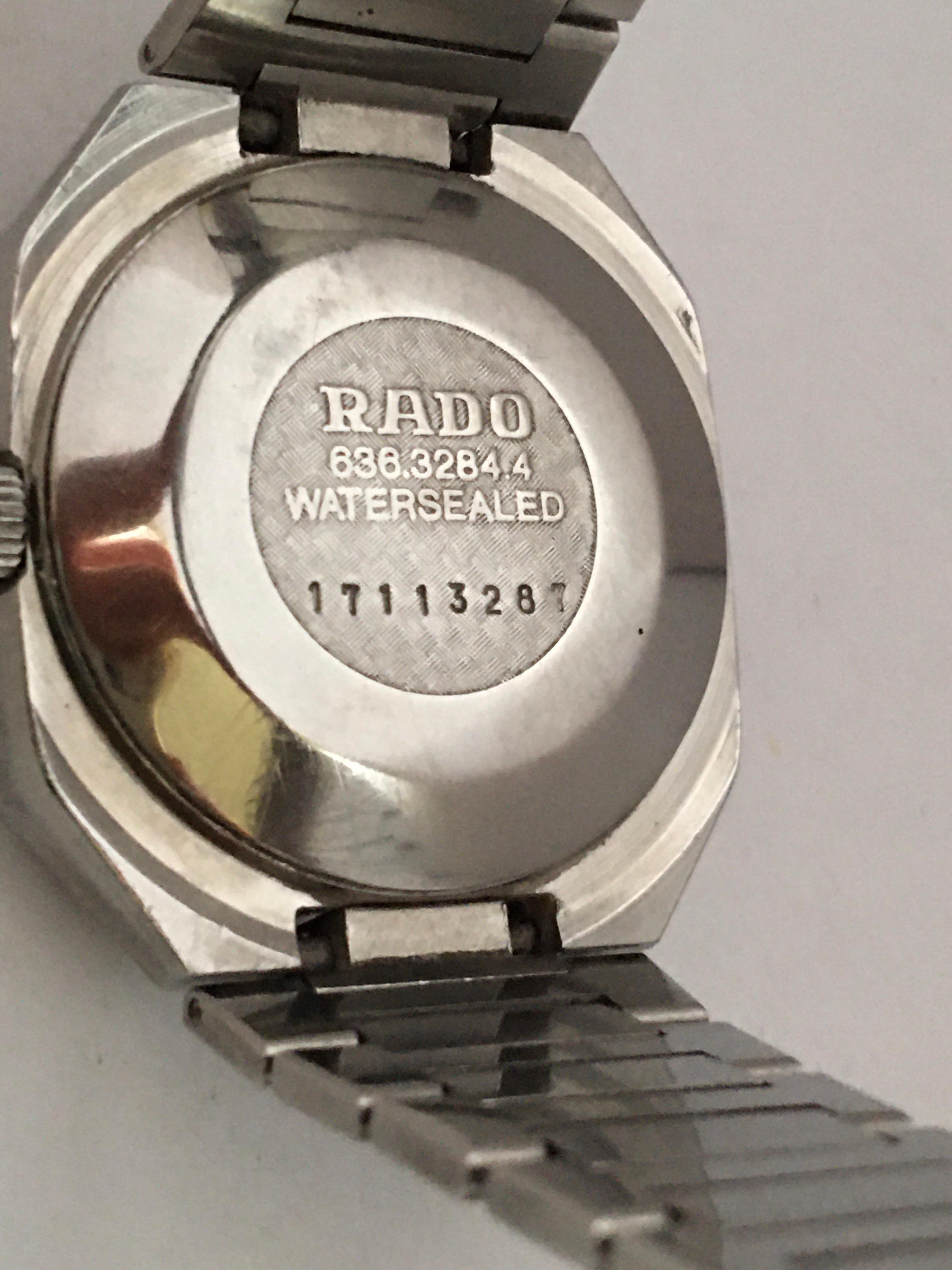 Vintage 1970s Stainless Steel RADO Voyager Automatic Watch In Fair Condition In Carlisle, GB