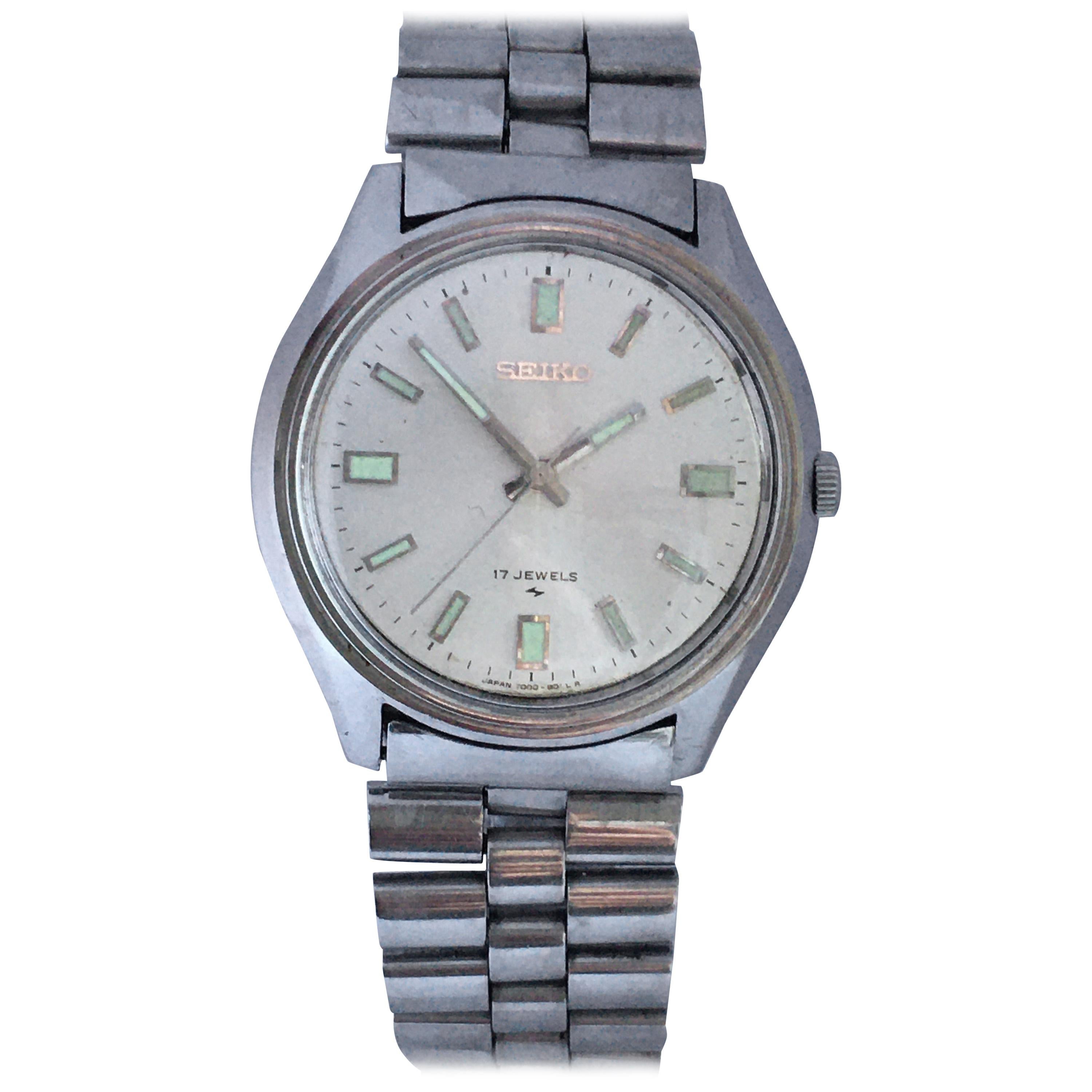 Vintage 1970s Stainless Steel Seiko 17 Jewels Mechanical Watch at 1stDibs