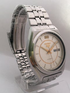 Vintage 1970s Stainless Steel Seiko 5 Automatic Gents Watch