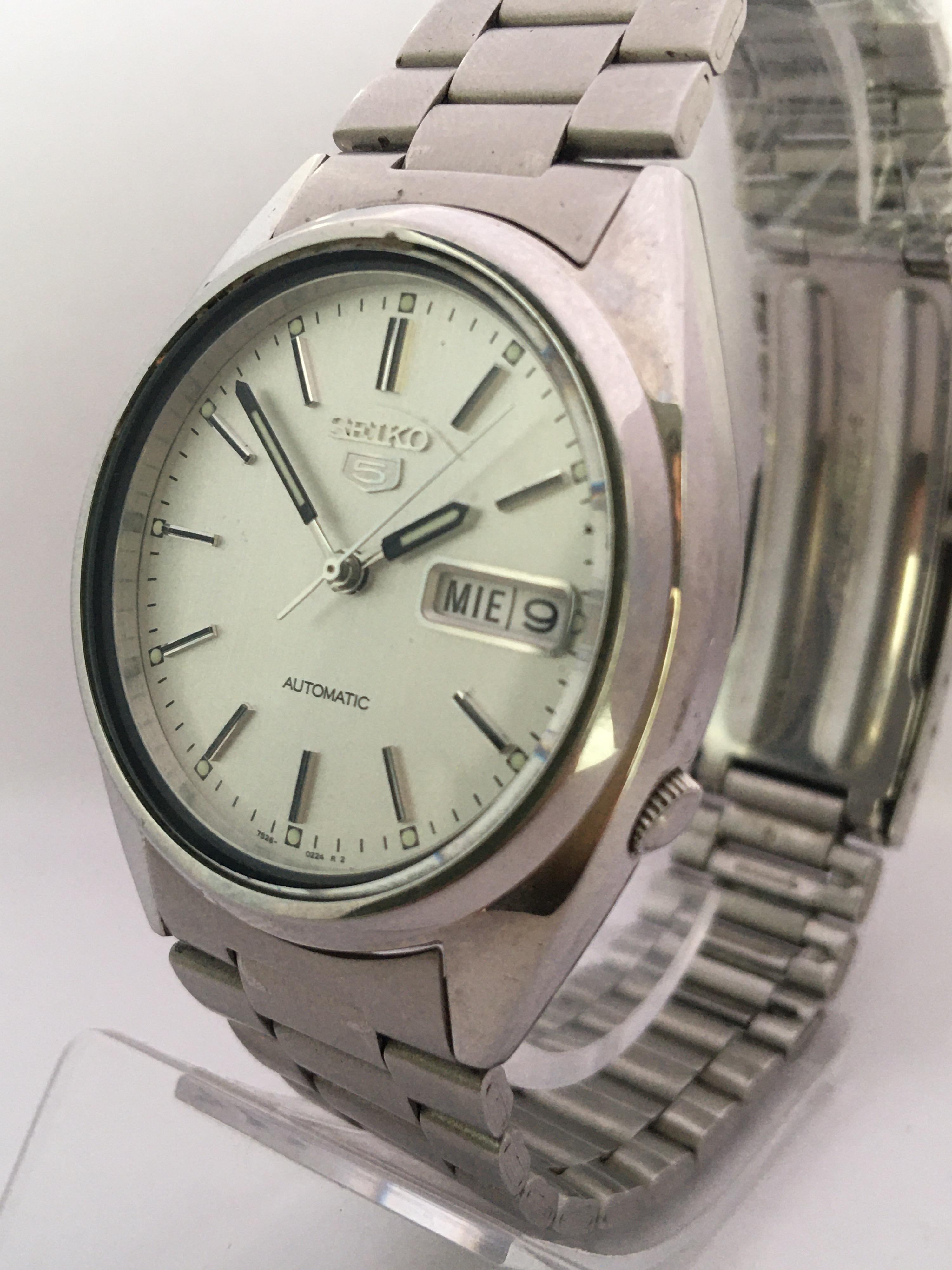 Stainless Steel Seiko 5 Automatic Gentlemen's Watch 8