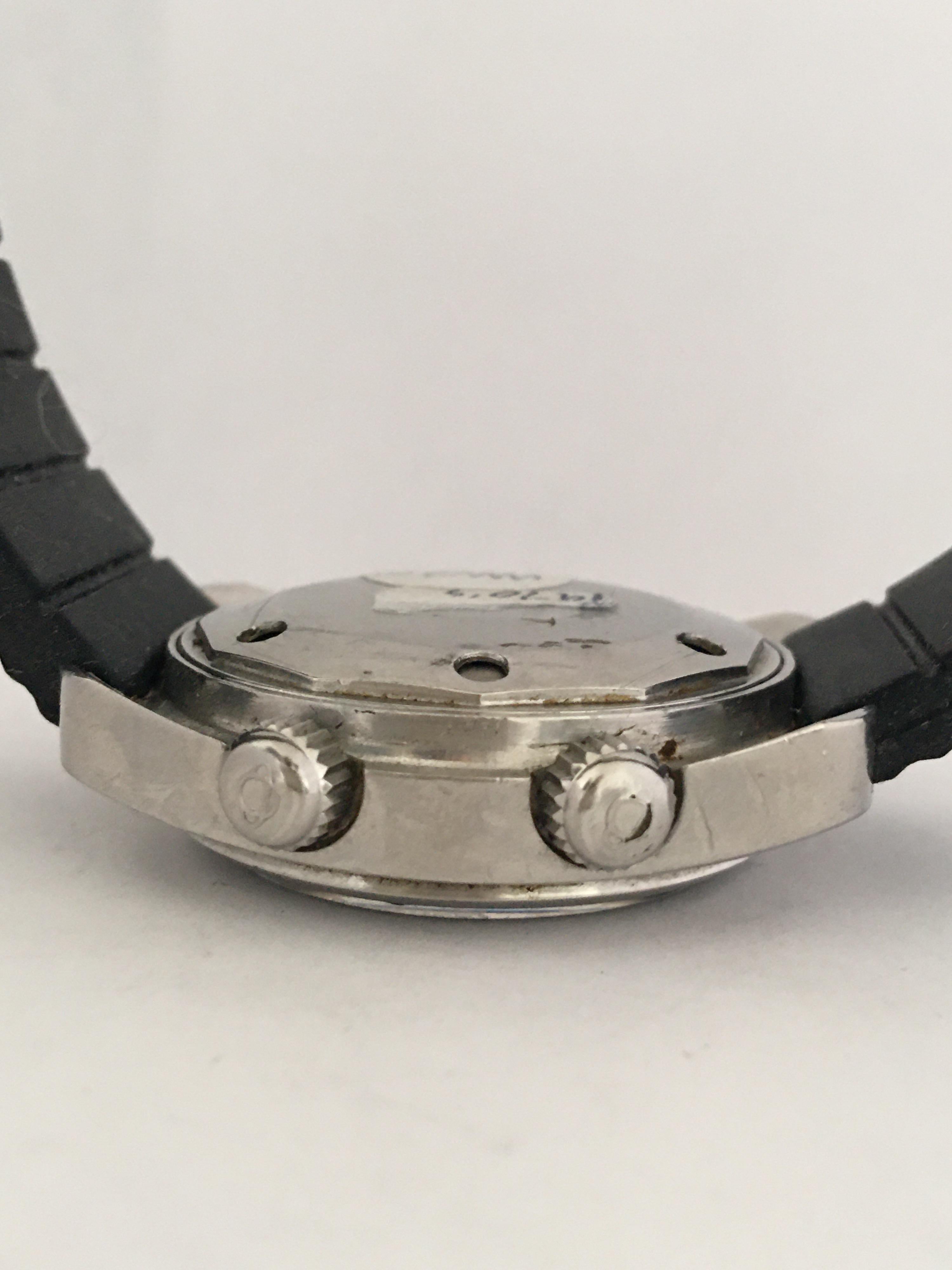 Women's or Men's Vintage 1970s Stainless Steel Tissot Swiss Navigator Sonorous Alarm Watch