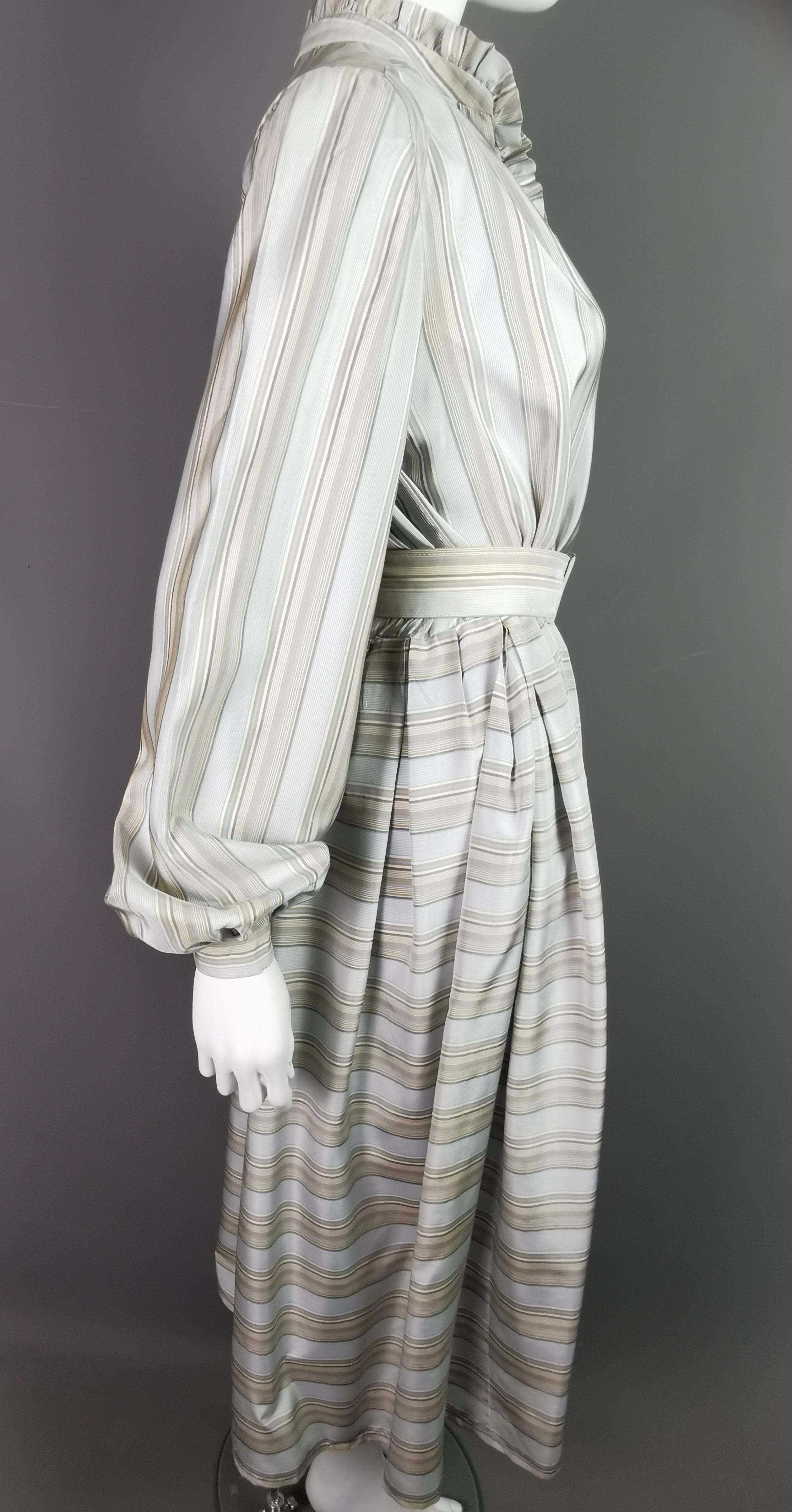 Vintage 1970s Striped silk shirtwaist dress, Maureen Baker  For Sale 6