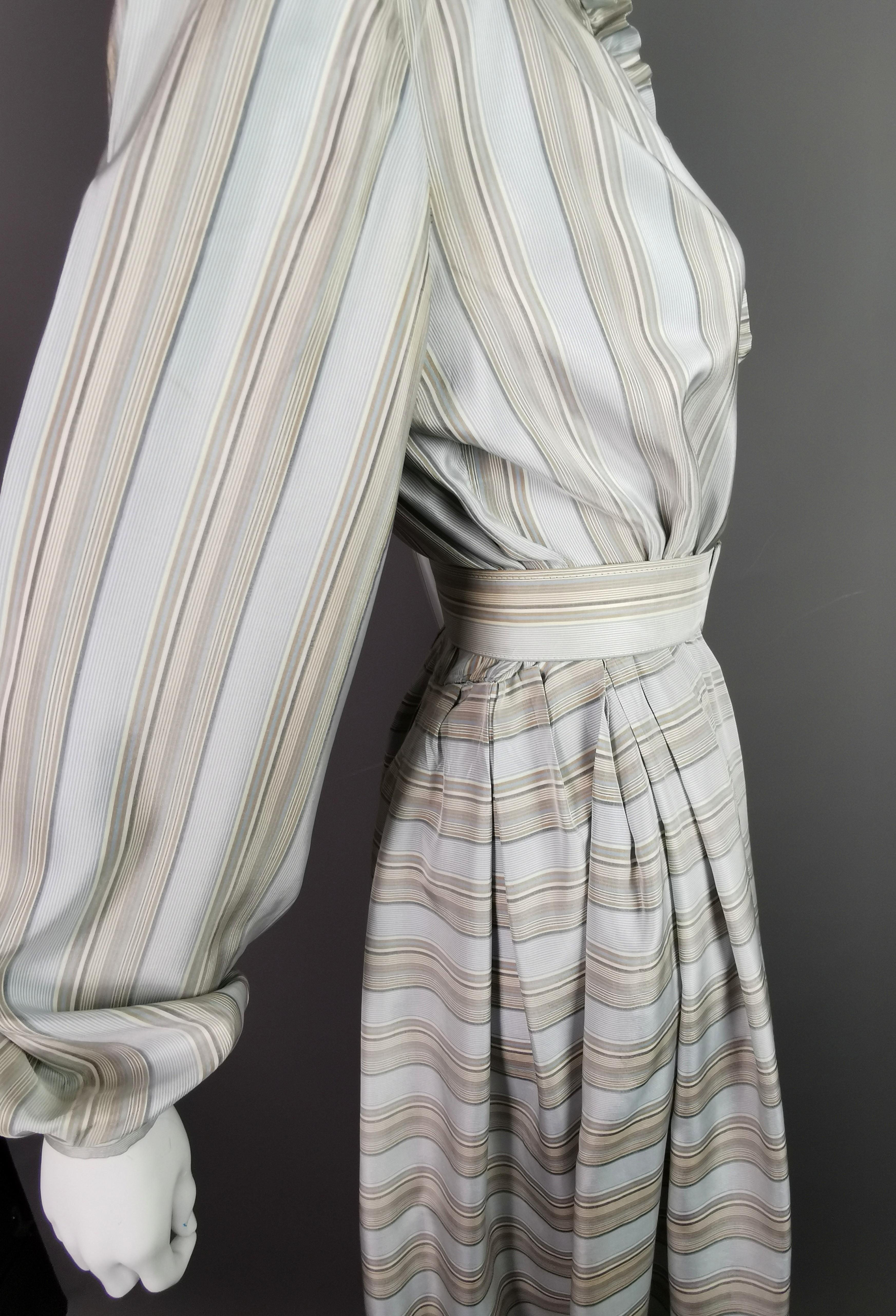 Vintage 1970s Striped silk shirtwaist dress, Maureen Baker  For Sale 7