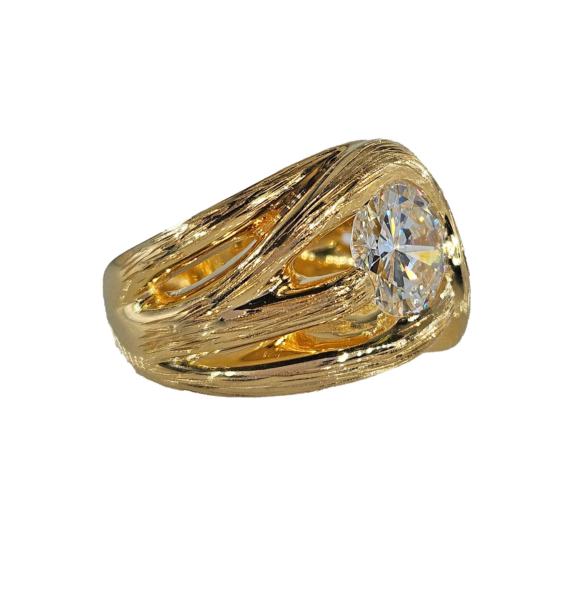 Verlobungsring aus 14 Karat Gelbgold mit GIA 2,02 Karat Diamant im Vintage-Stil der 1970er Jahre im Angebot 2
