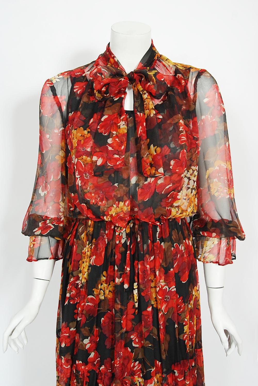 An ultra-chic 1970's fiery sunset floral print silk chiffon maxi dress ensemble from Léron of New York. Perfect wedding guest or party look! For over 100 years, Léron has created custom linens and fashions designed that combine comfort and beauty.