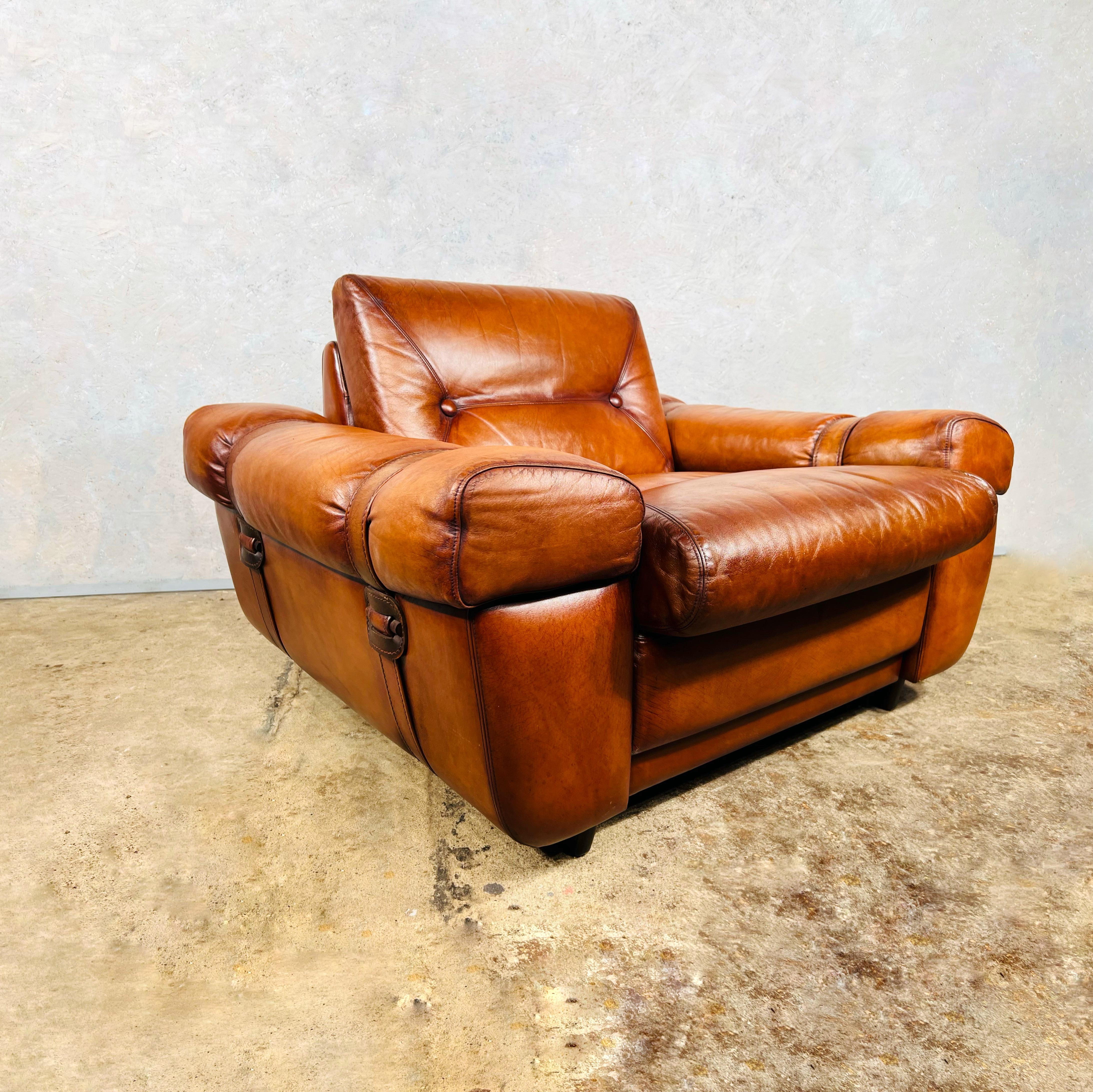 Fantastic vintage Svend Skipper leather chair in light tan with buckles
Very comfortable to sit in, stylish and lovely design, beautiful patinated light Tan hand dyed colour and finish. Great look.

In great condition.

Viewings welcome at our